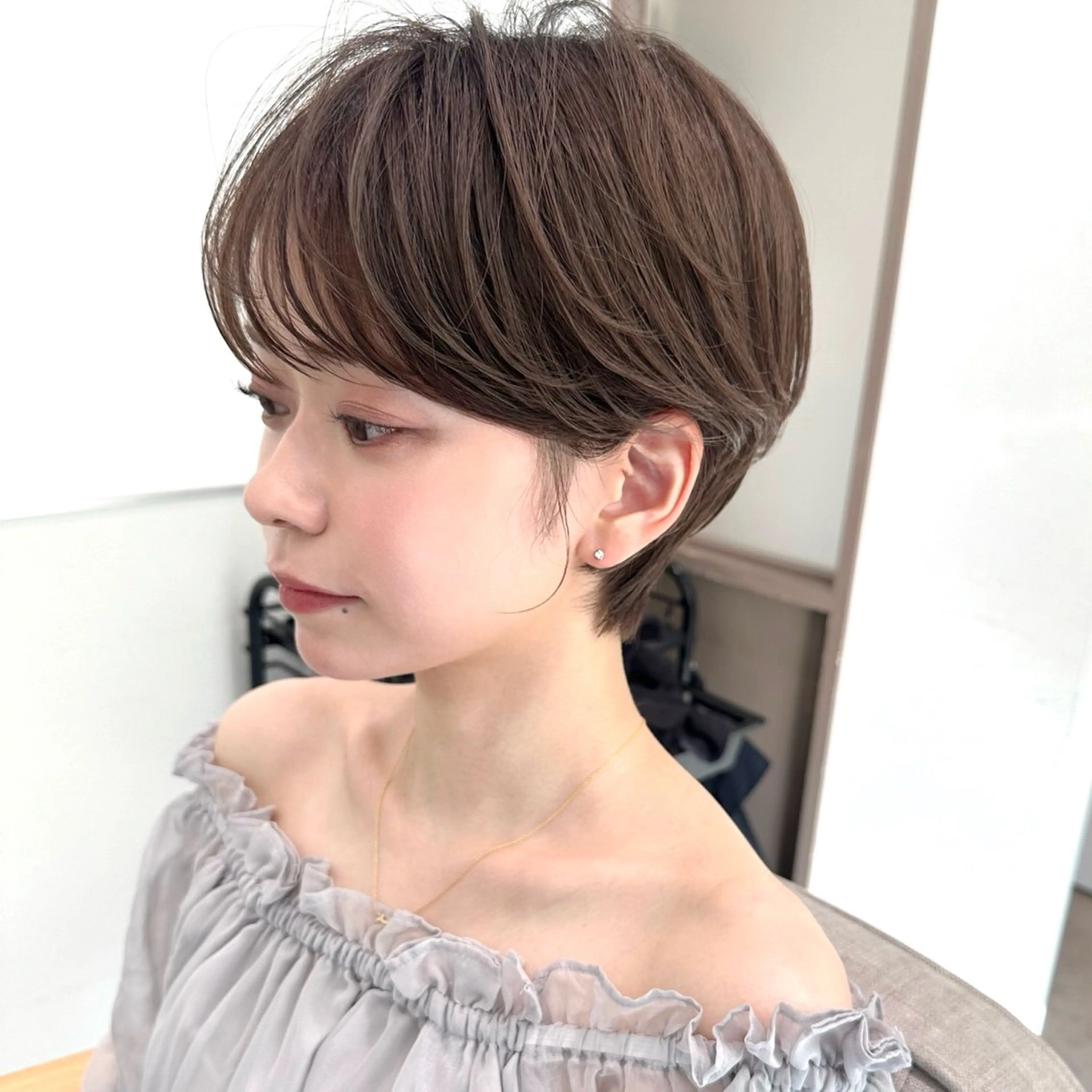 ショート カラー くびれヘア ショートヘア カット ヘアカラー take/ショート& レイヤーカット/銀座のヘアスタイル