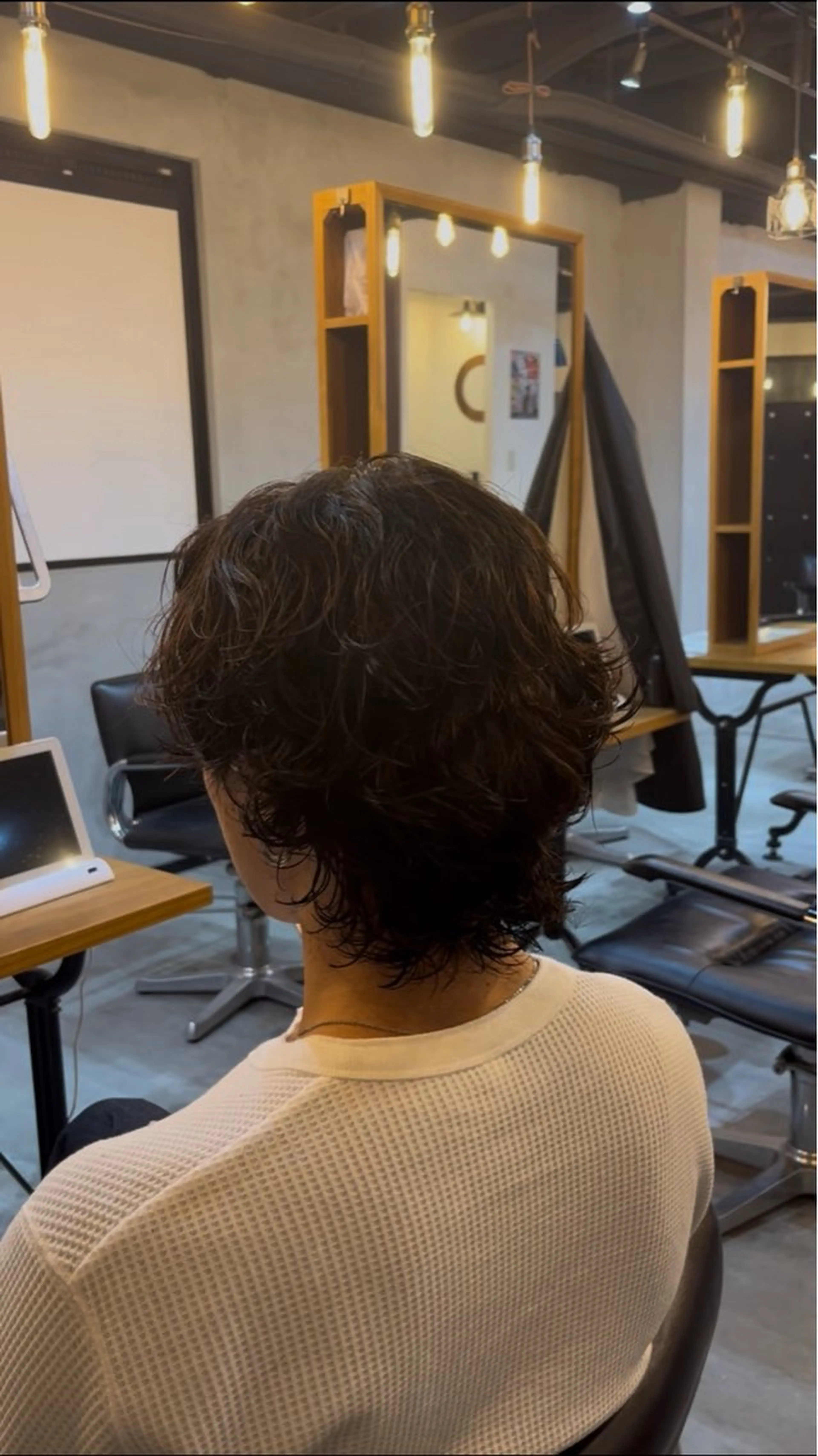 ミディアム パーマ メンズ カット パーマ 海外風メンズ🇺🇸 💈N.Yuto💈の眉毛・アイブロウイメージ