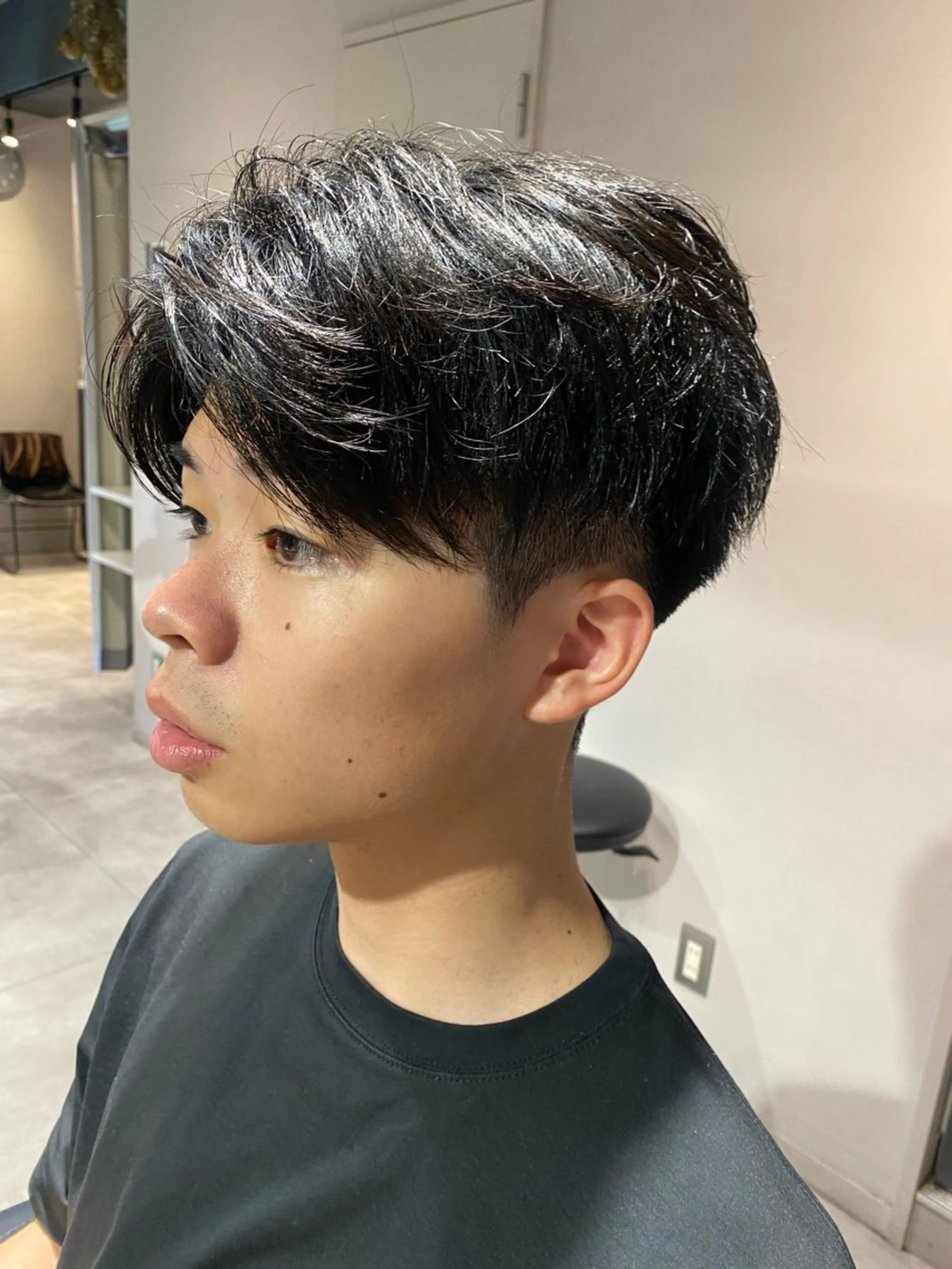 ミディアム メンズ カット 似合う髪型が 分からない方へのヘアスタイル