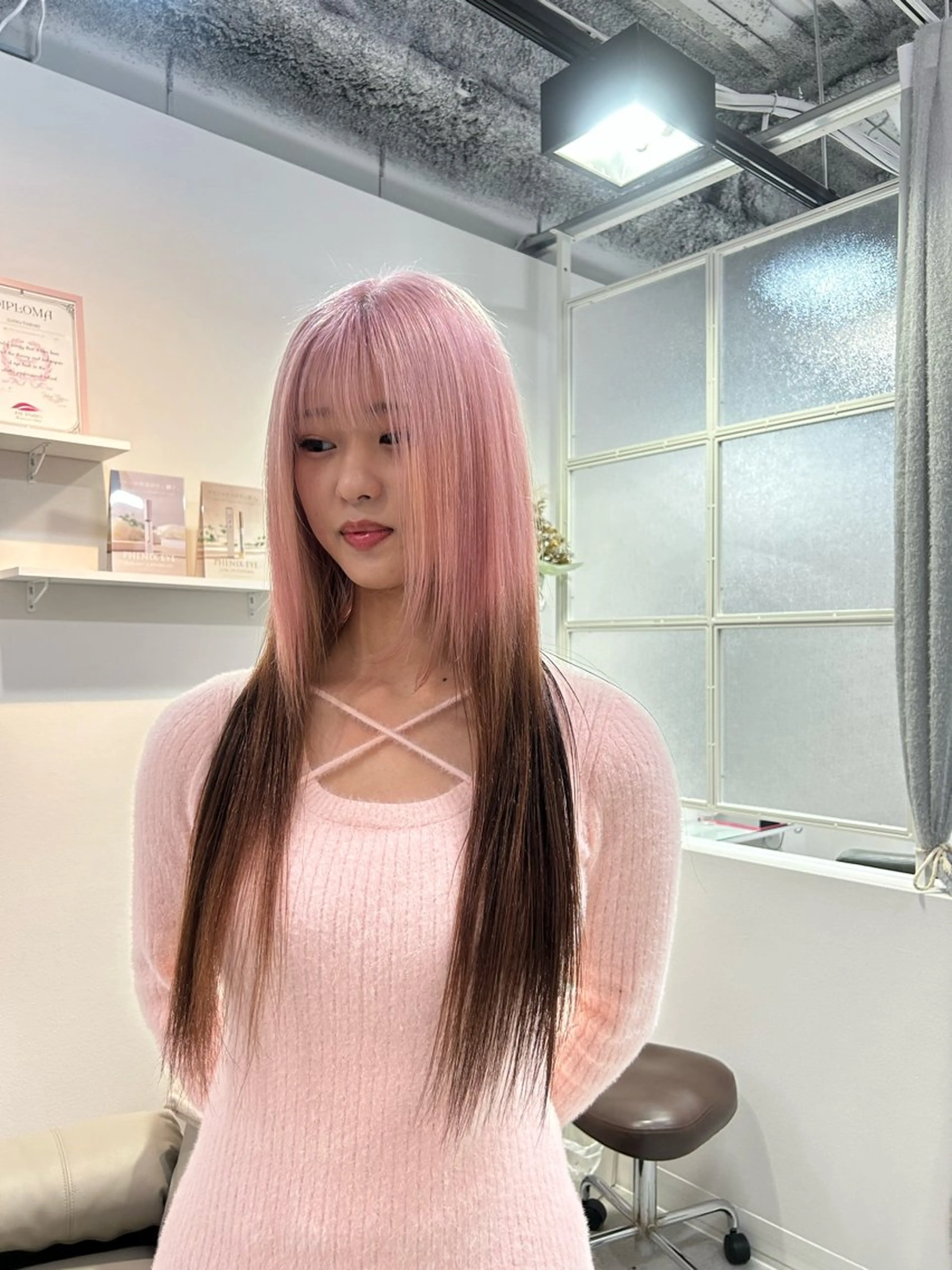 カラー デザインカラー ピンクカラー ホワイトピンク 🍿川越torie MIREI🍿のヘアスタイル