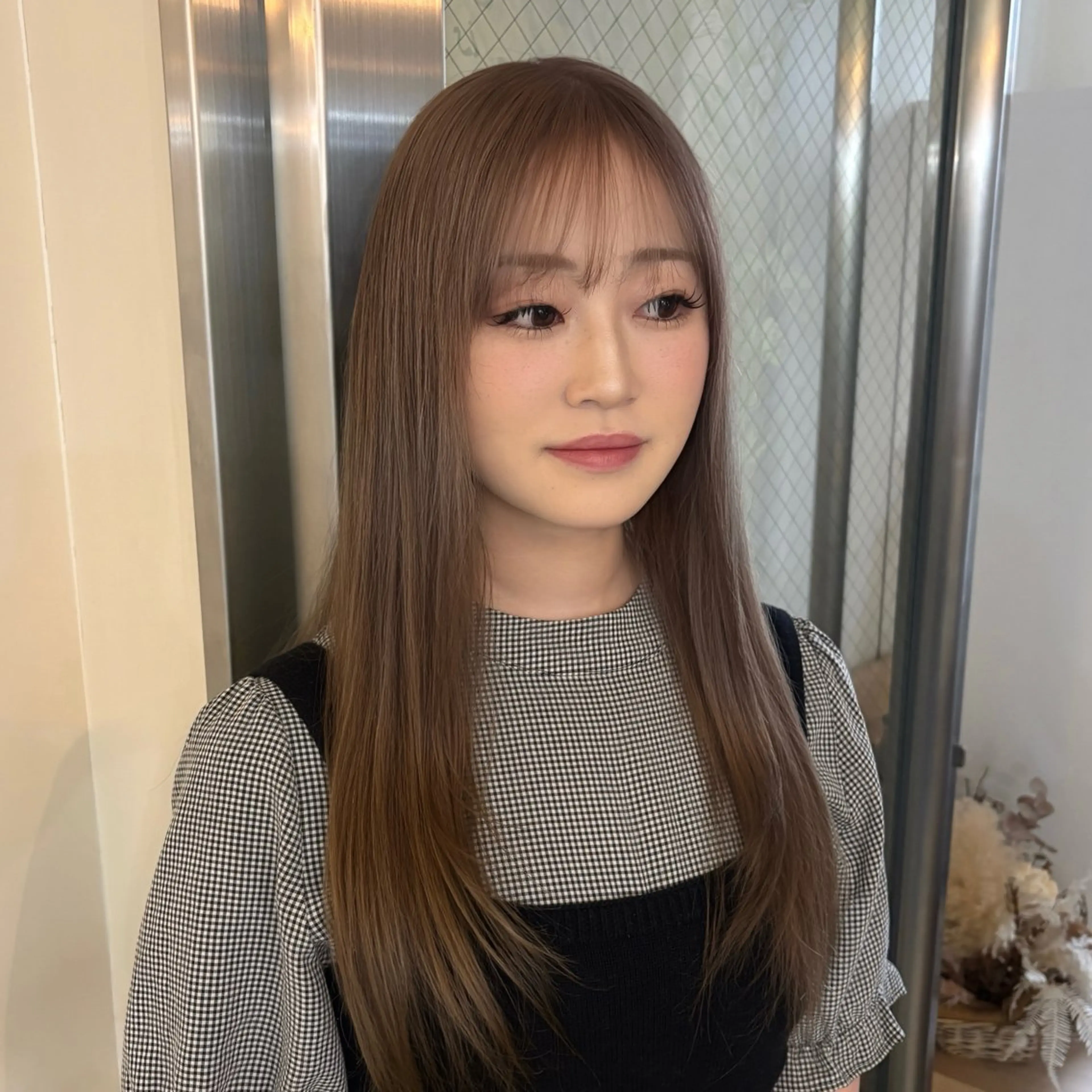 ロング カラー グレージュ ミルクティーグレージュ ヘアカラー 🫧透明感ボブ/ ハイトーン.nanoのヘアスタイル