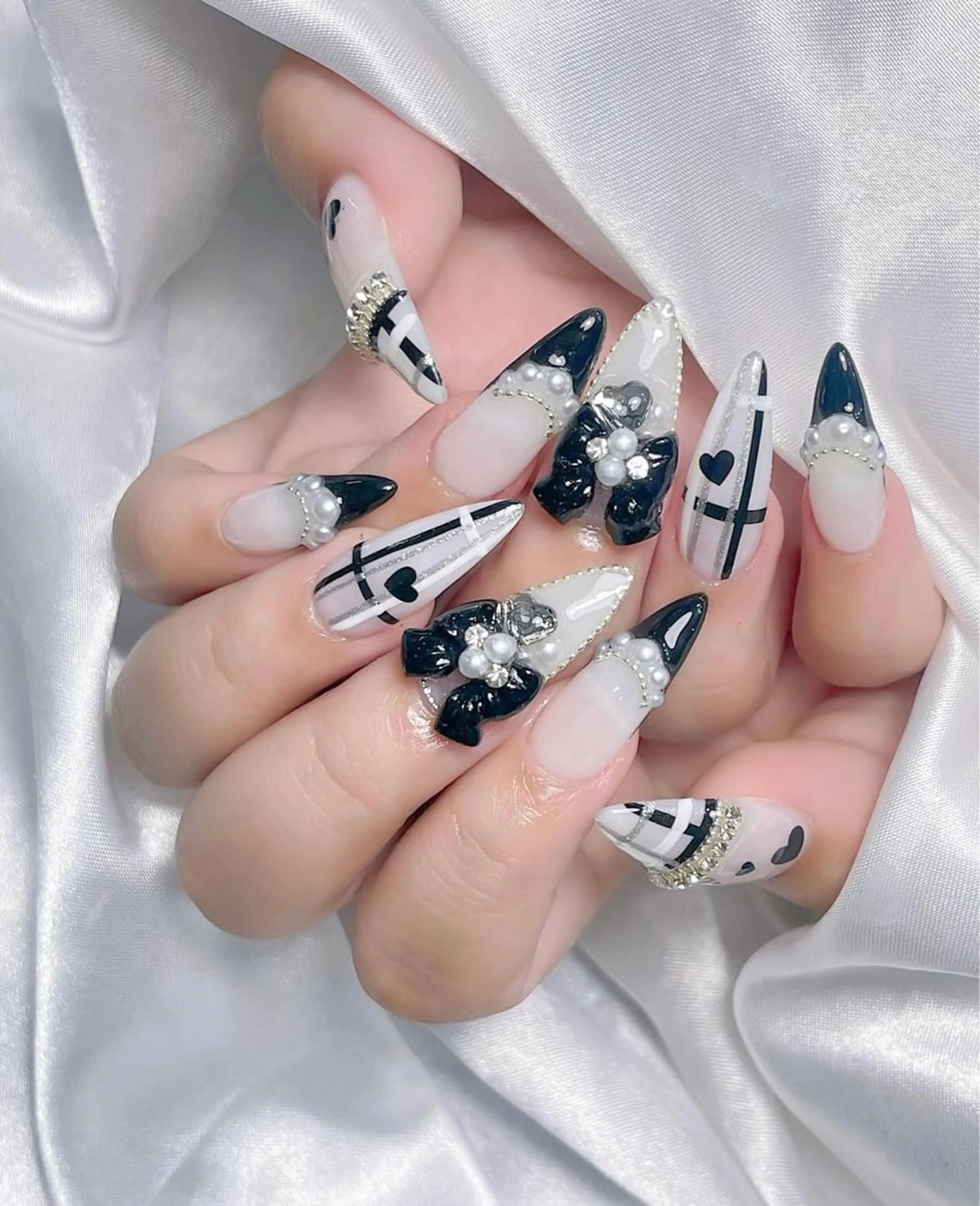 ネイル Kai♥️ Yabacho68のネイルデザイン