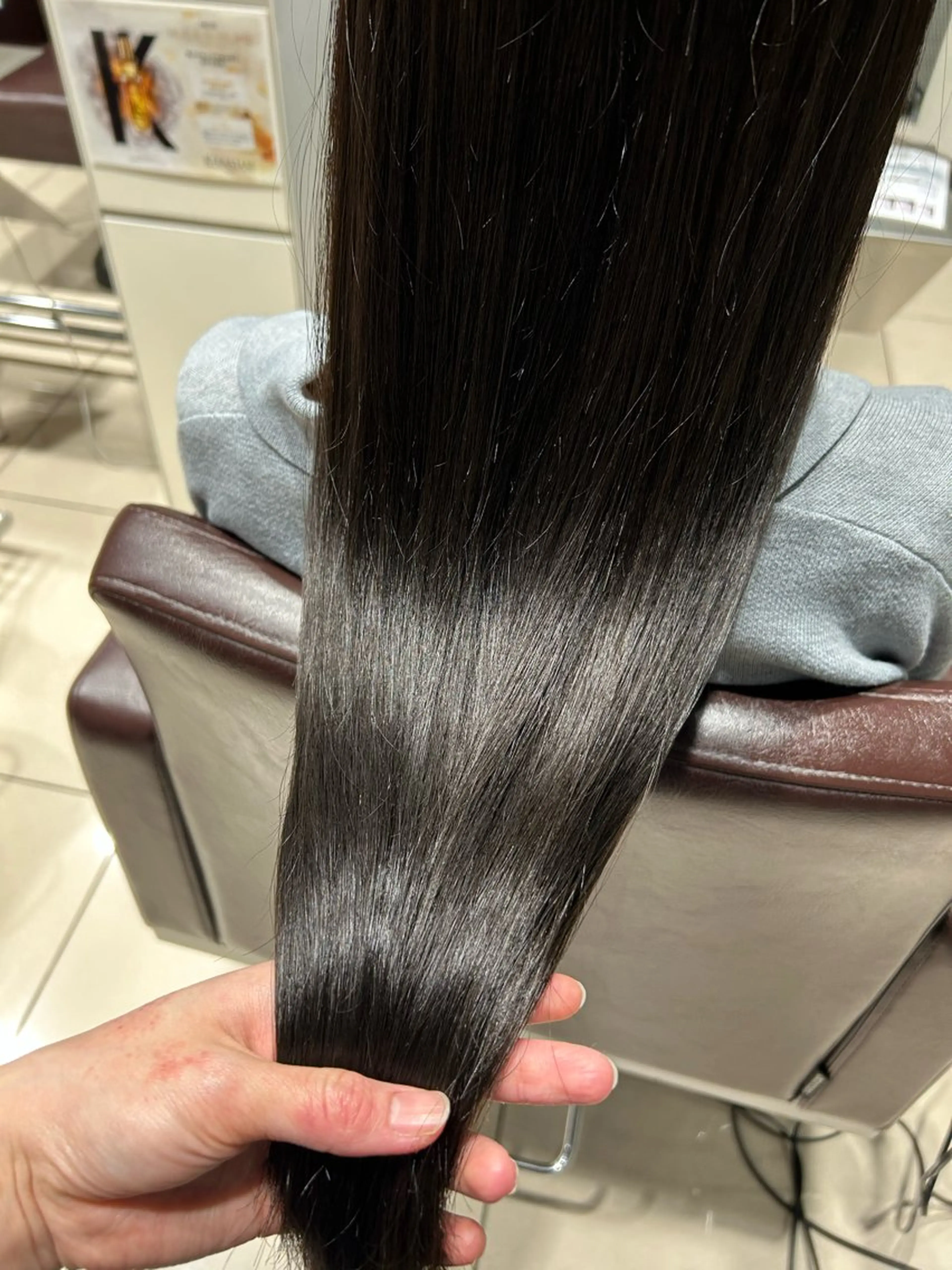 カラー 小貫 若菜のヘアスタイル