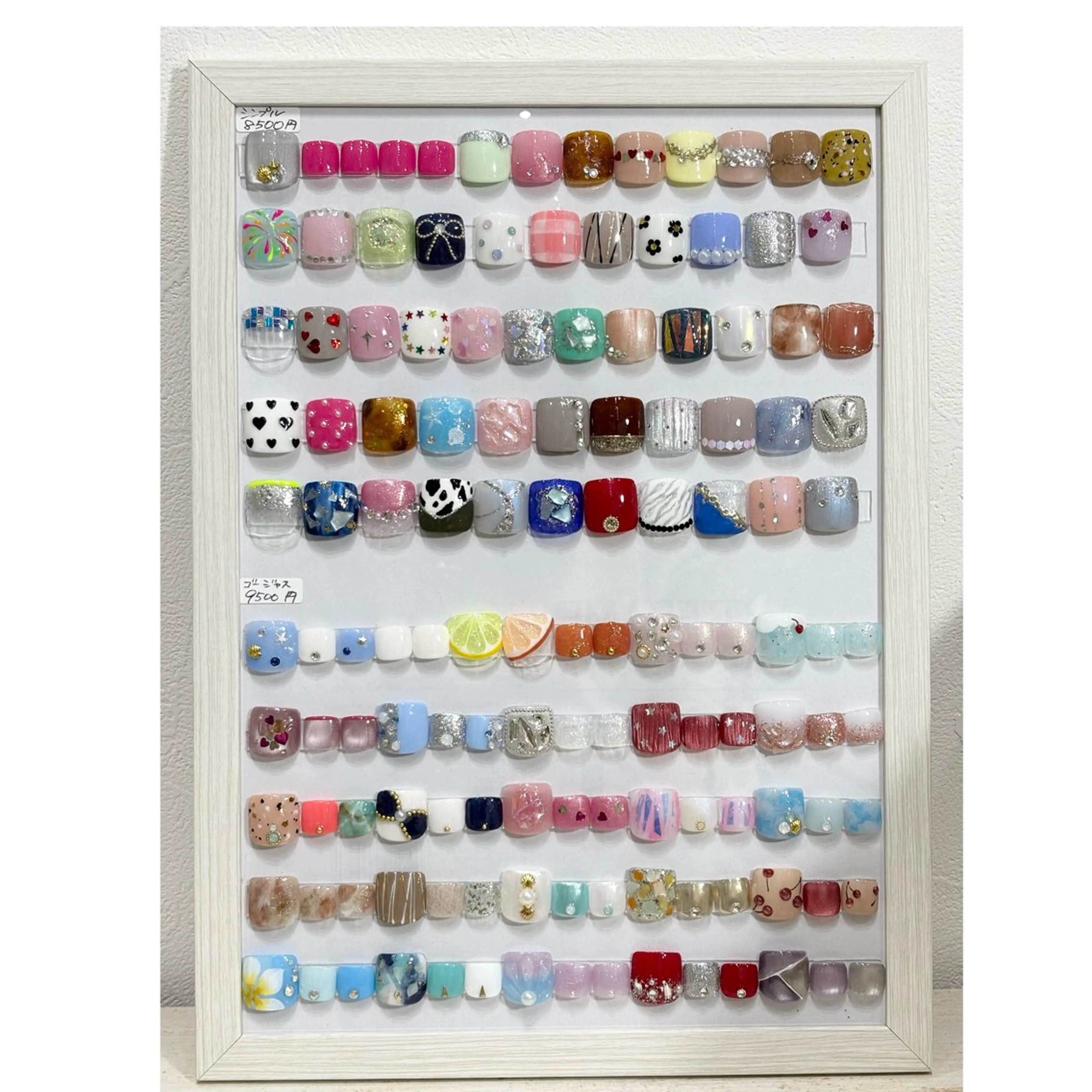 ネイル フットネイル ゴージャス シンプルネイル フットネイル Crea Asukaのネイルデザイン