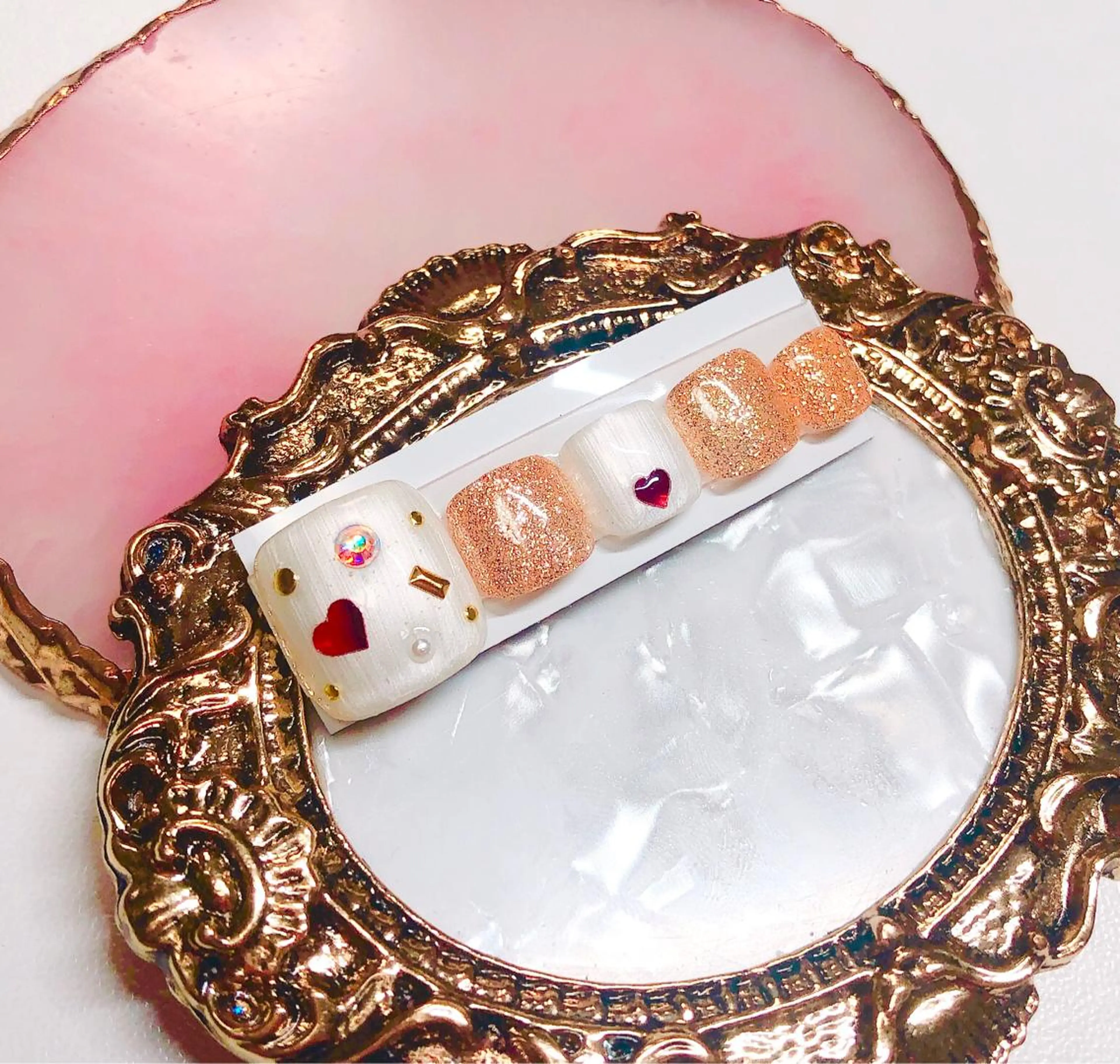 ネイル フットネイル フットネイル CROWN プライベートサロンのネイルデザイン