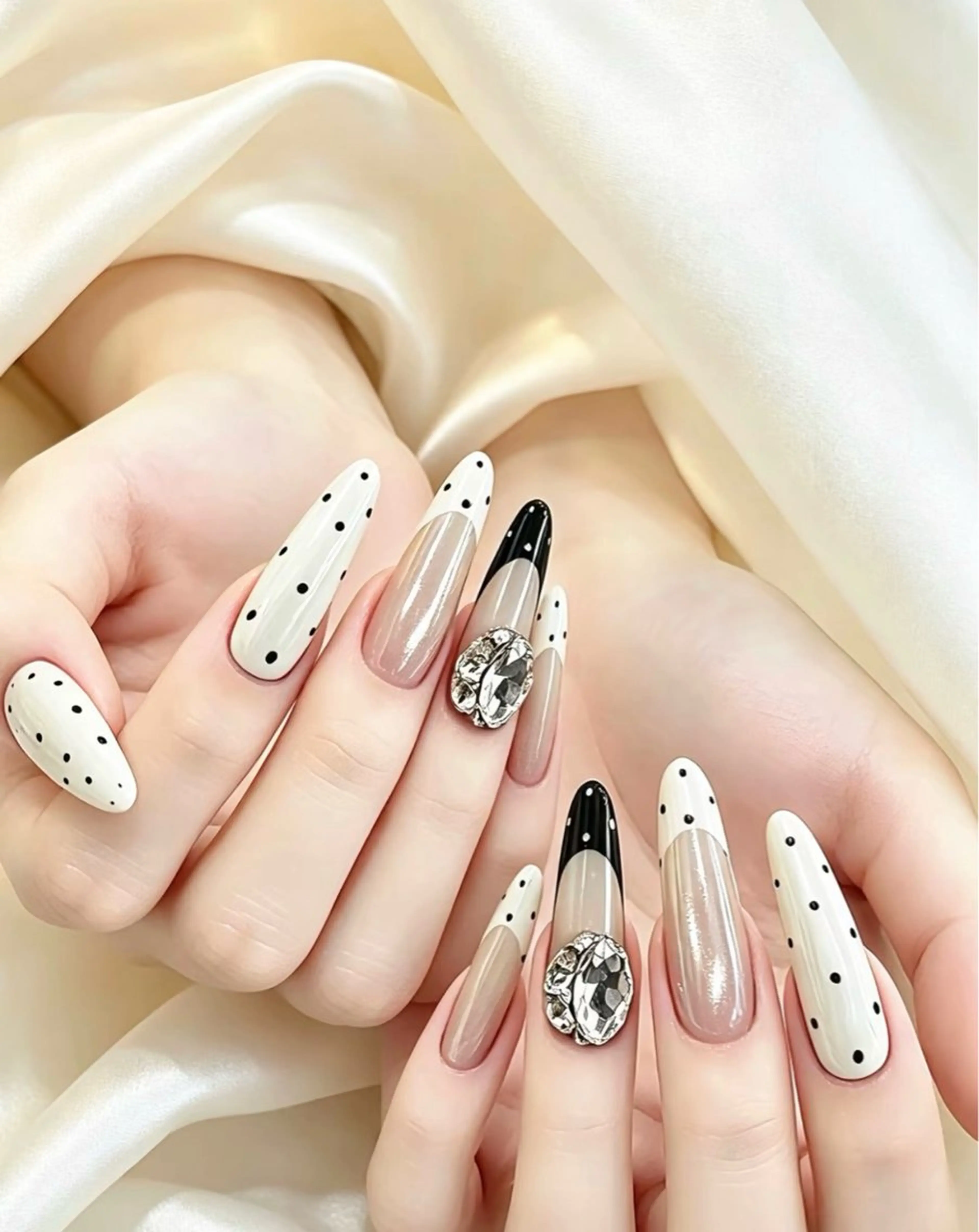 ネイル ハンドネイル U.mi Nail Salonのネイルデザイン