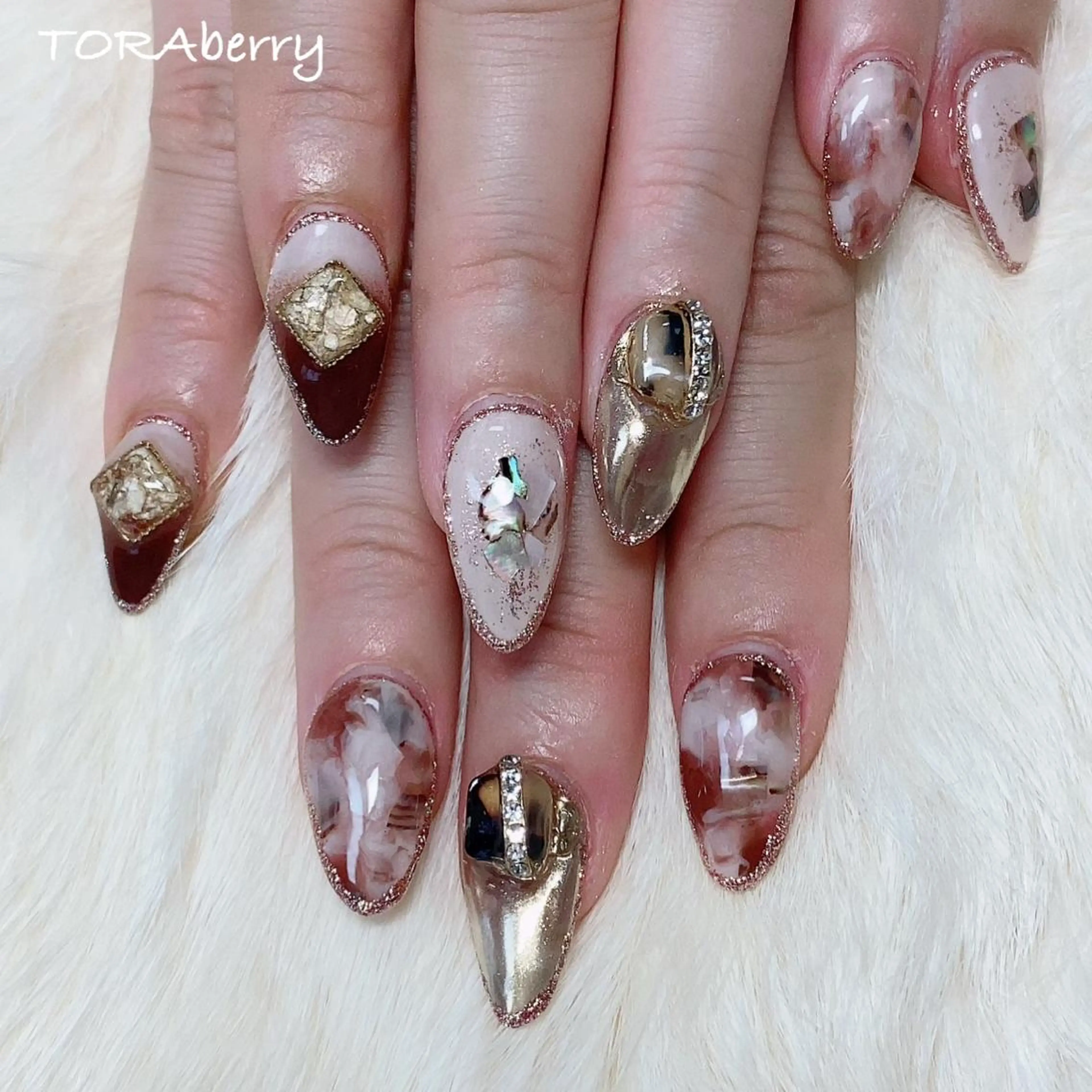 ネイル ネイリスト なつみのネイルデザイン