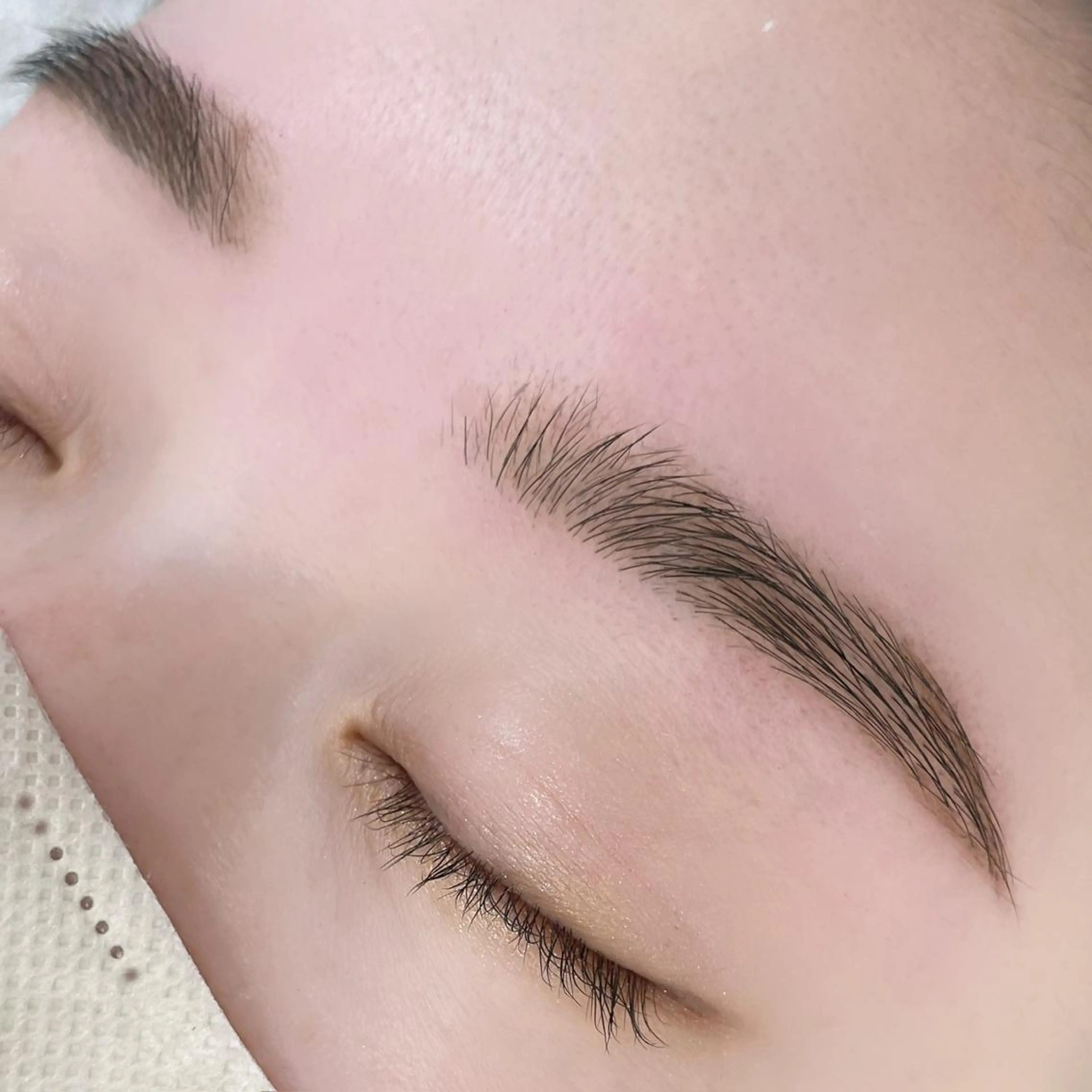 アイブロウ fors梅田所属・幸 凜央のマツエク・マツパデザイン