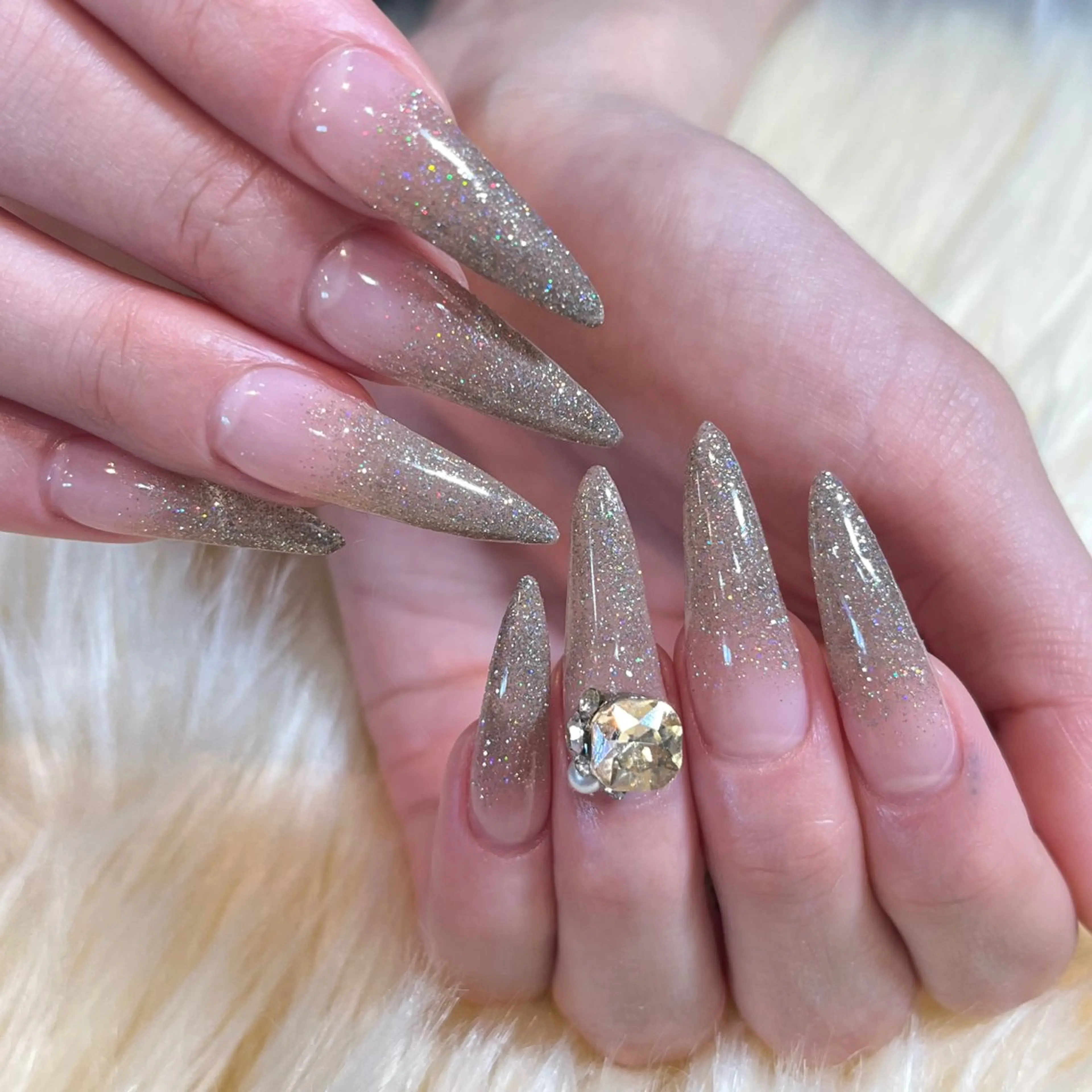 ネイル ハンドネイル Betty ✶のマツエク・マツパデザイン