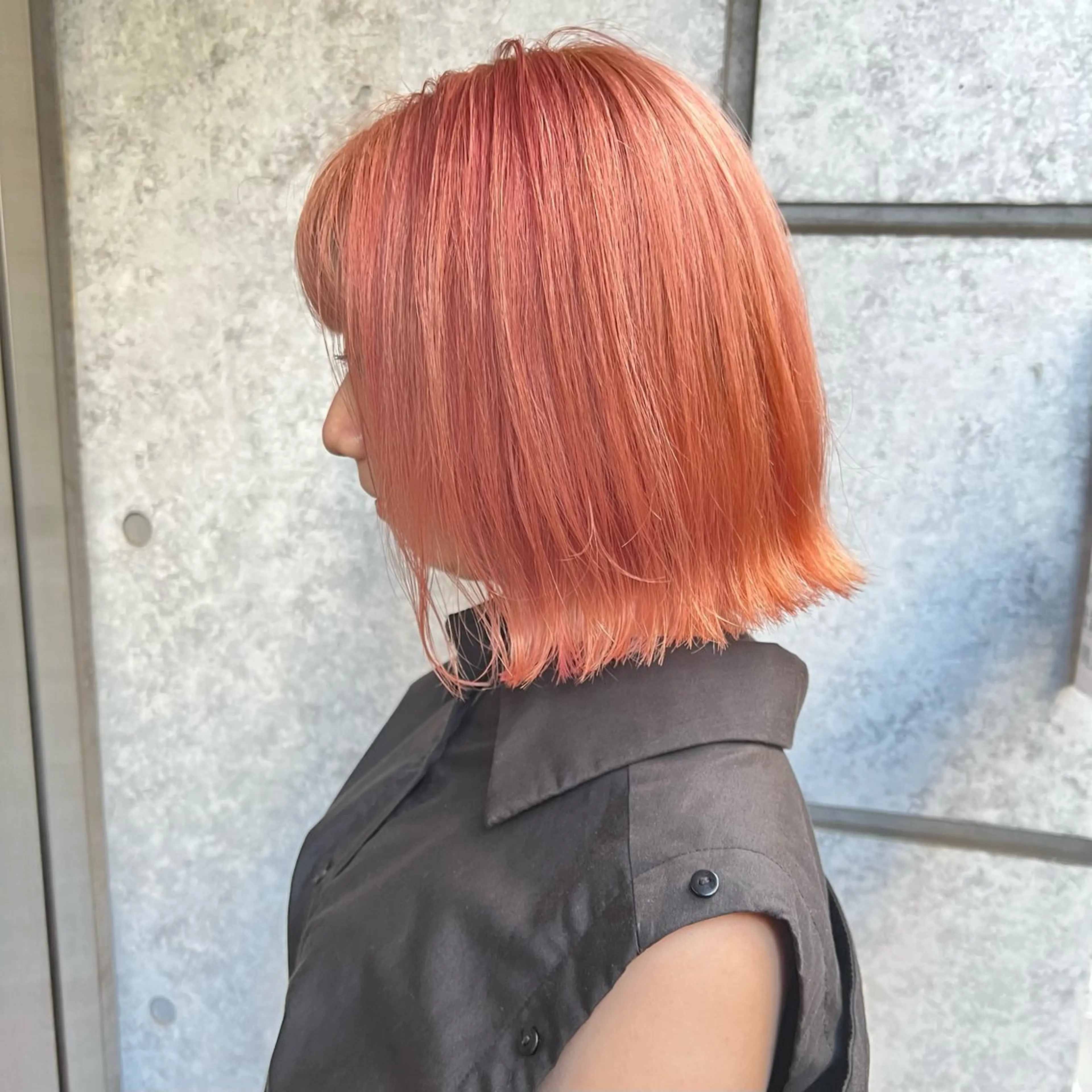 ショート カラー ブリーチ カット ヘアカラー トリートメント 癖毛救済✂️ボブ /髪質改善ストレートのヘアスタイル