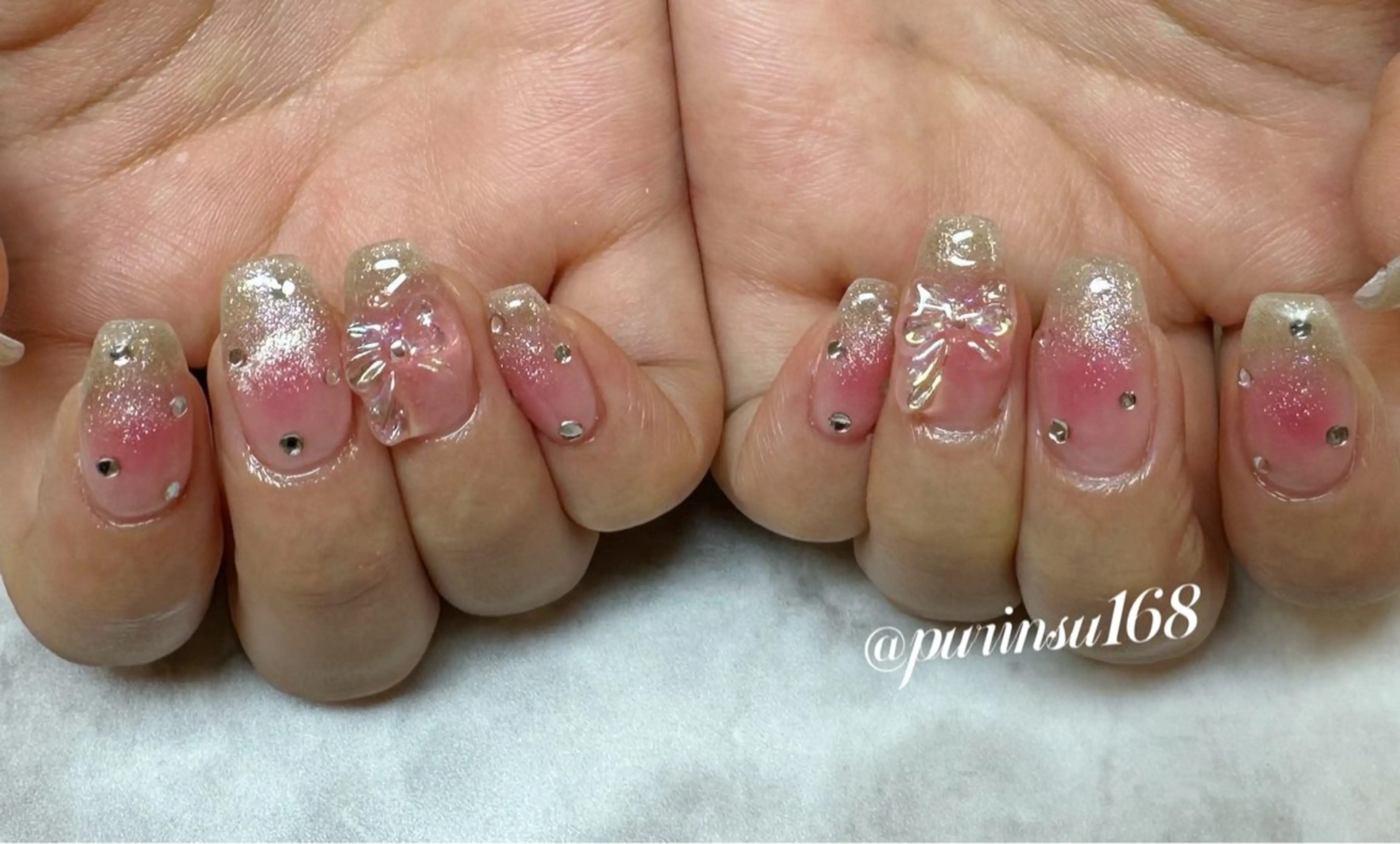 ネイル ハンドネイル 🎀ネイルサロン RIRI🎀のネイルデザイン