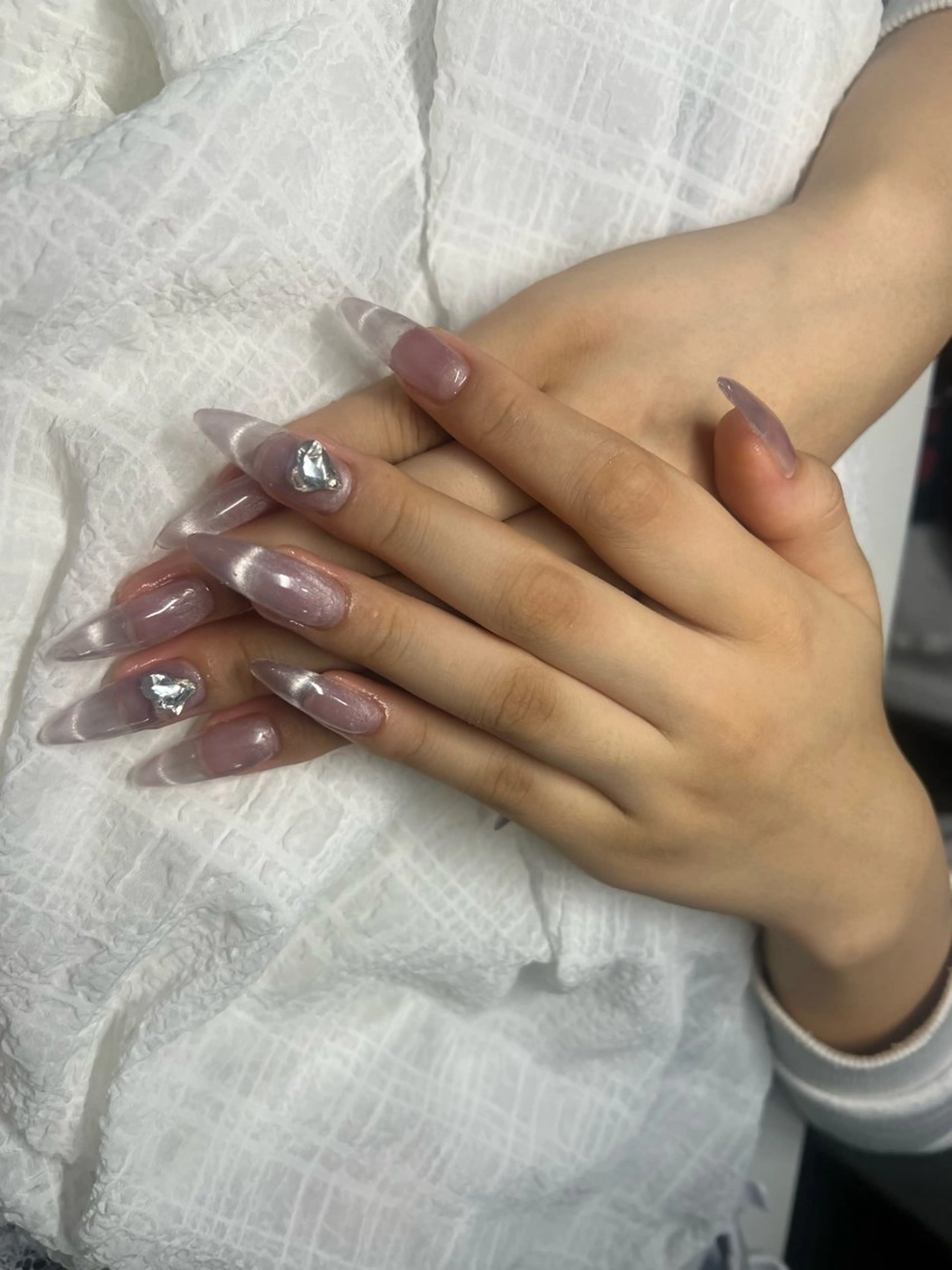 ネイル ハンドネイル 長さ出し専門 パーツのネイルデザイン