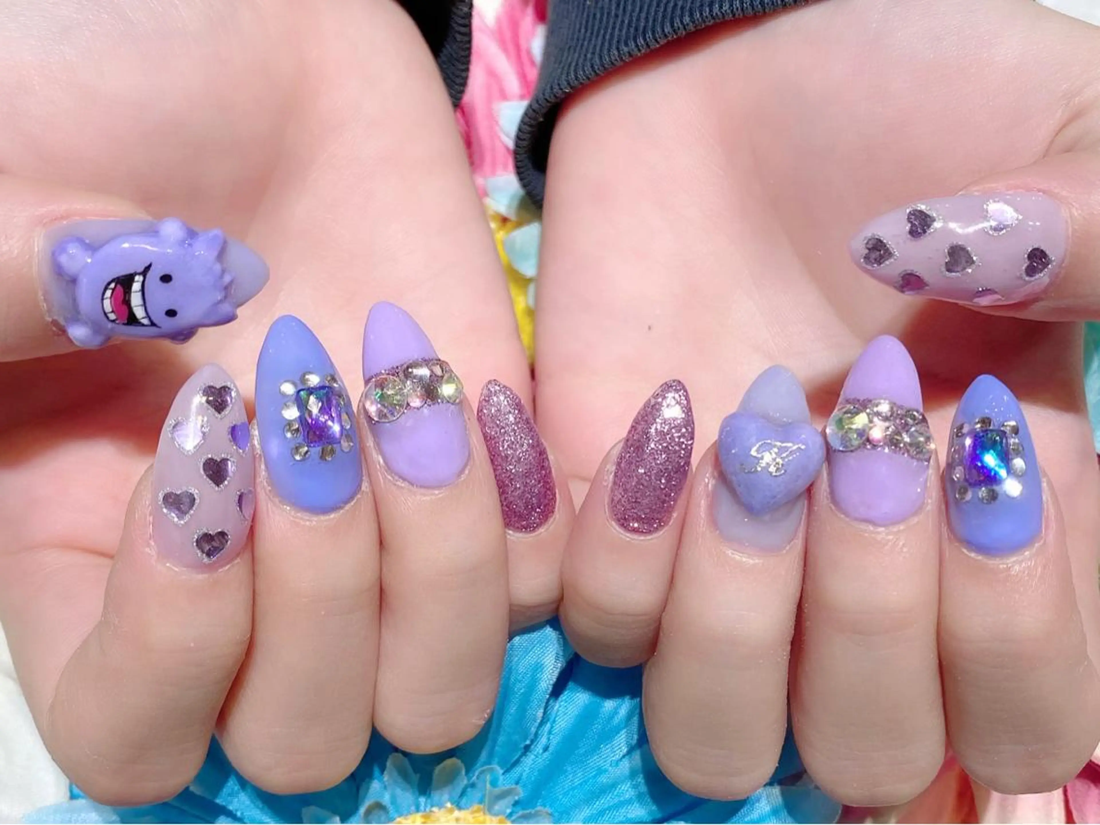 ネイル ジェルネイル YUN 💅のネイルデザイン