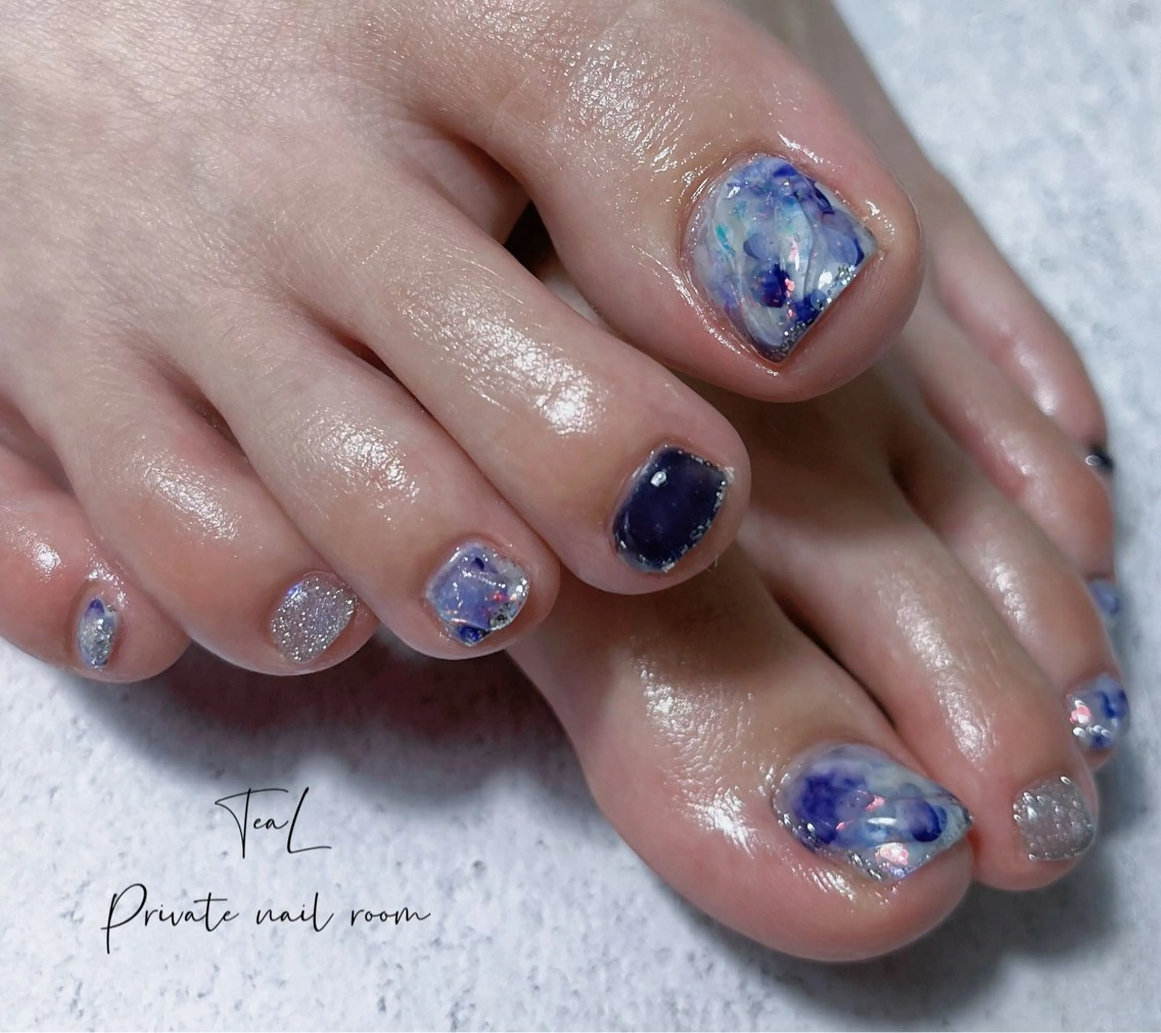 ネイル ブルー フットネイル 夏ネイル TeaL nailのネイルデザイン