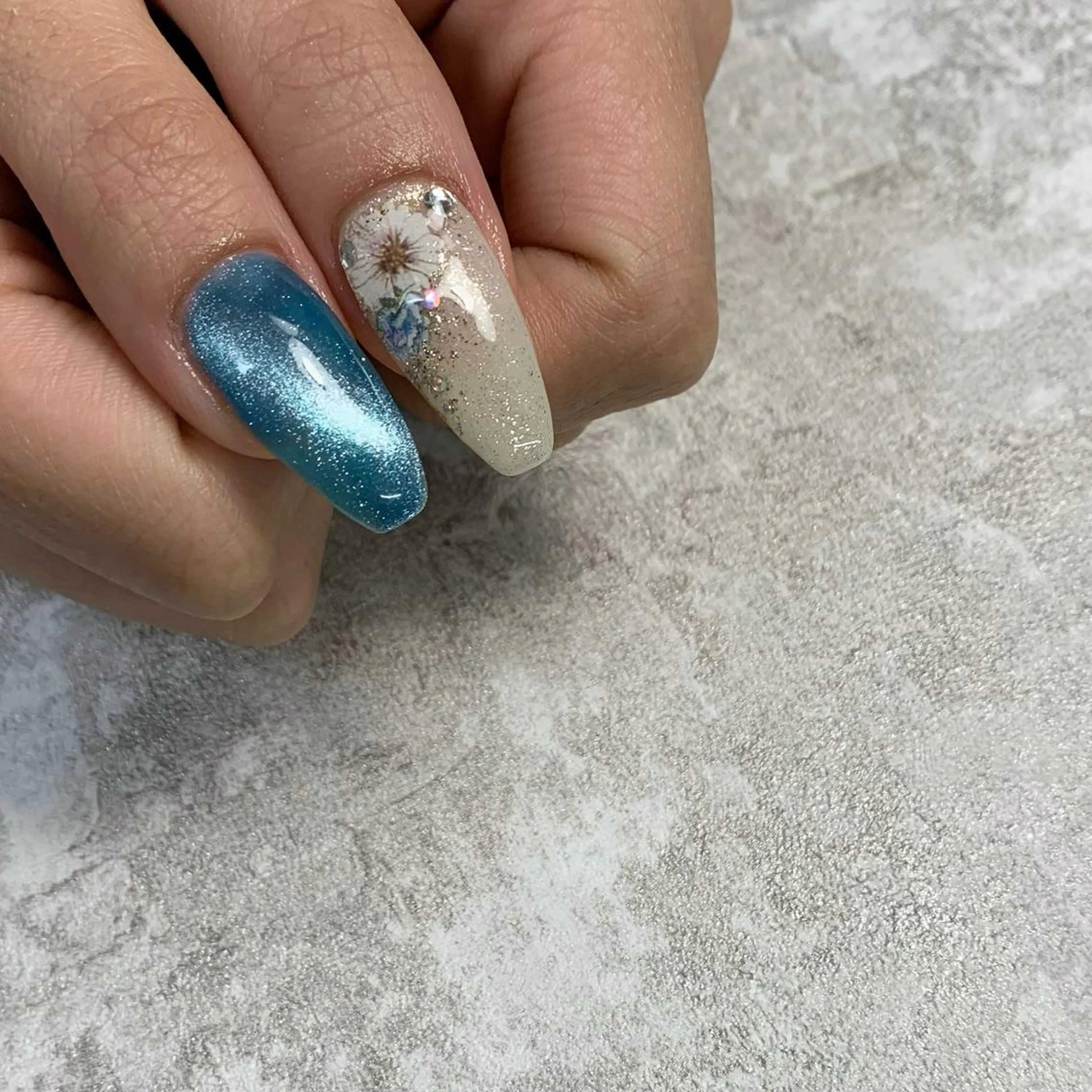 ネイル S. JEWELのネイルデザイン