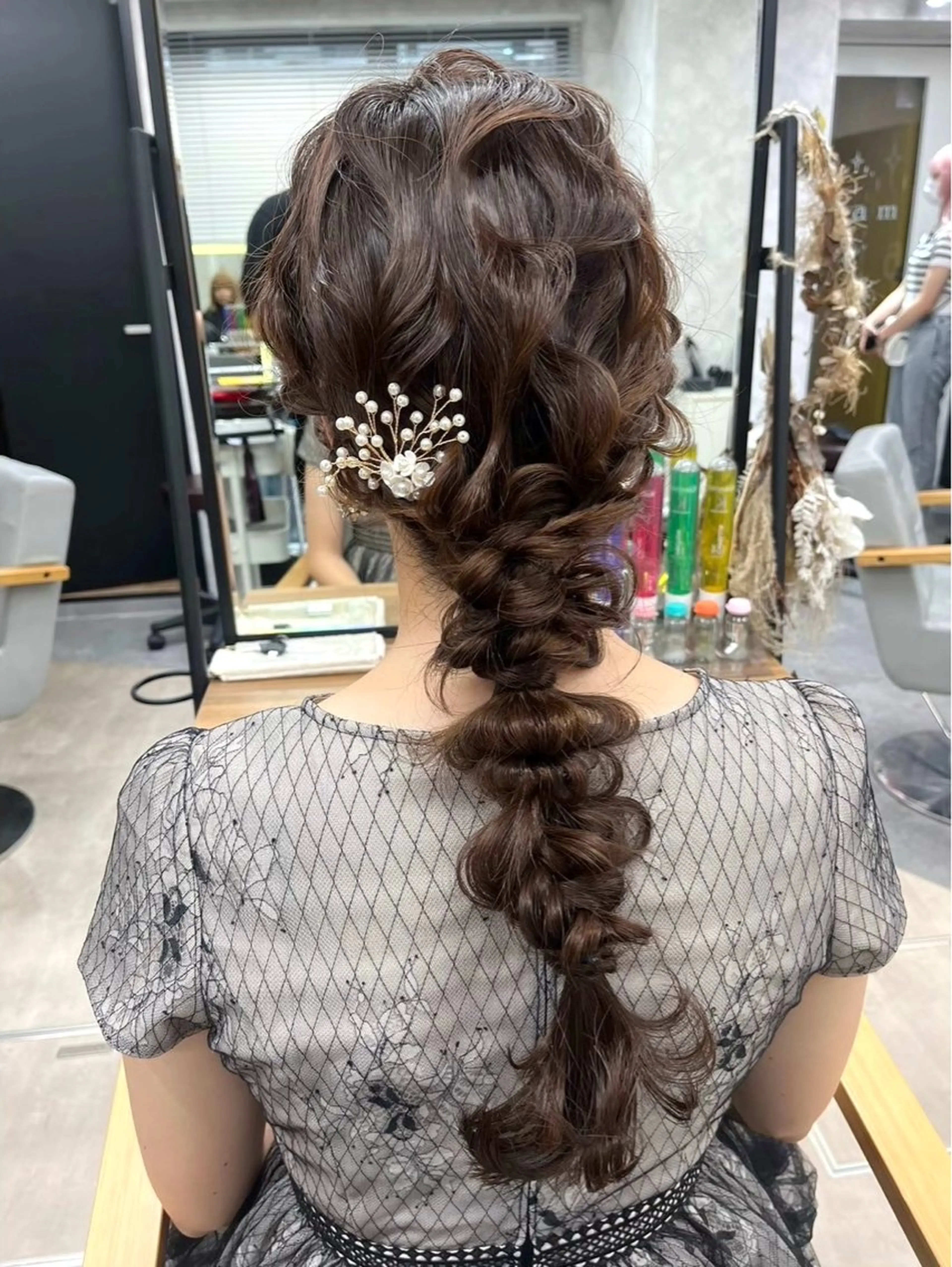 カラー ヘアアレンジ 🦋ハイトーン×ア レンジ💫Leenaのヘアスタイル