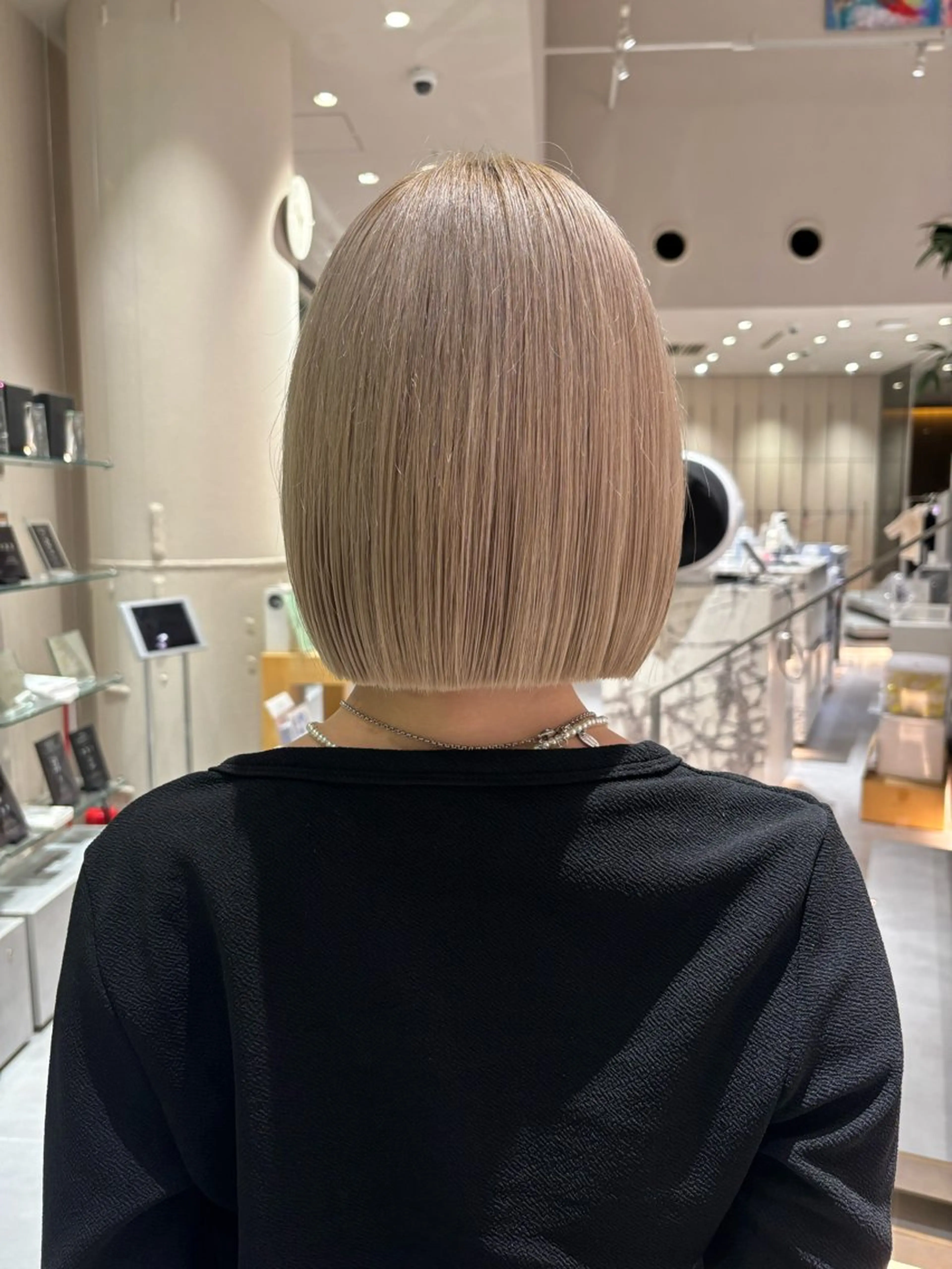 ショート ボブ 🫧暖色愛され透明感 🍒カラー千優のヘアスタイル