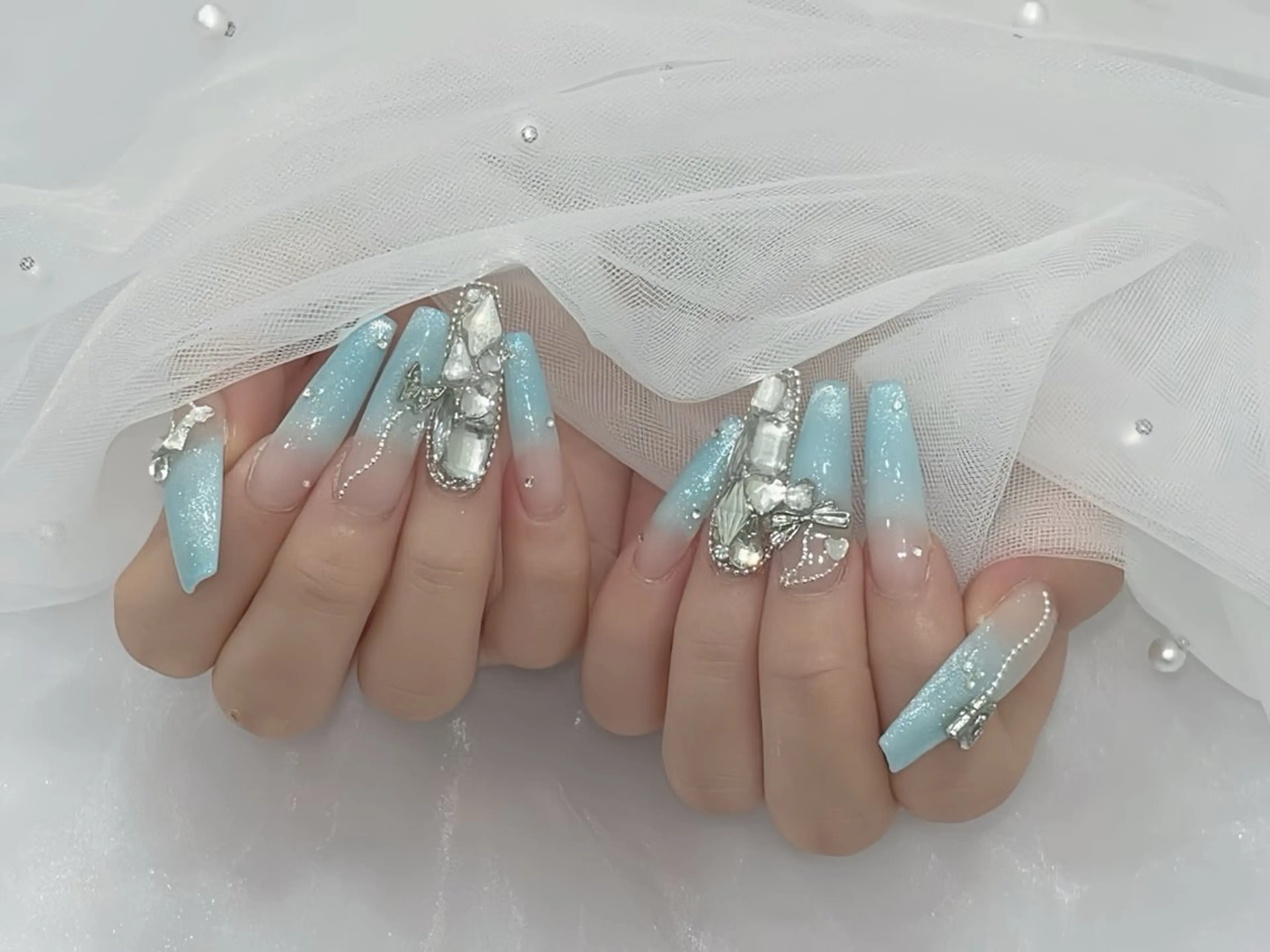 ネイル アートネイル フレンチネイル ジェルネイル 韓国ネイル ミラーネイル Rin Nail 新大久保店のネイルデザイン