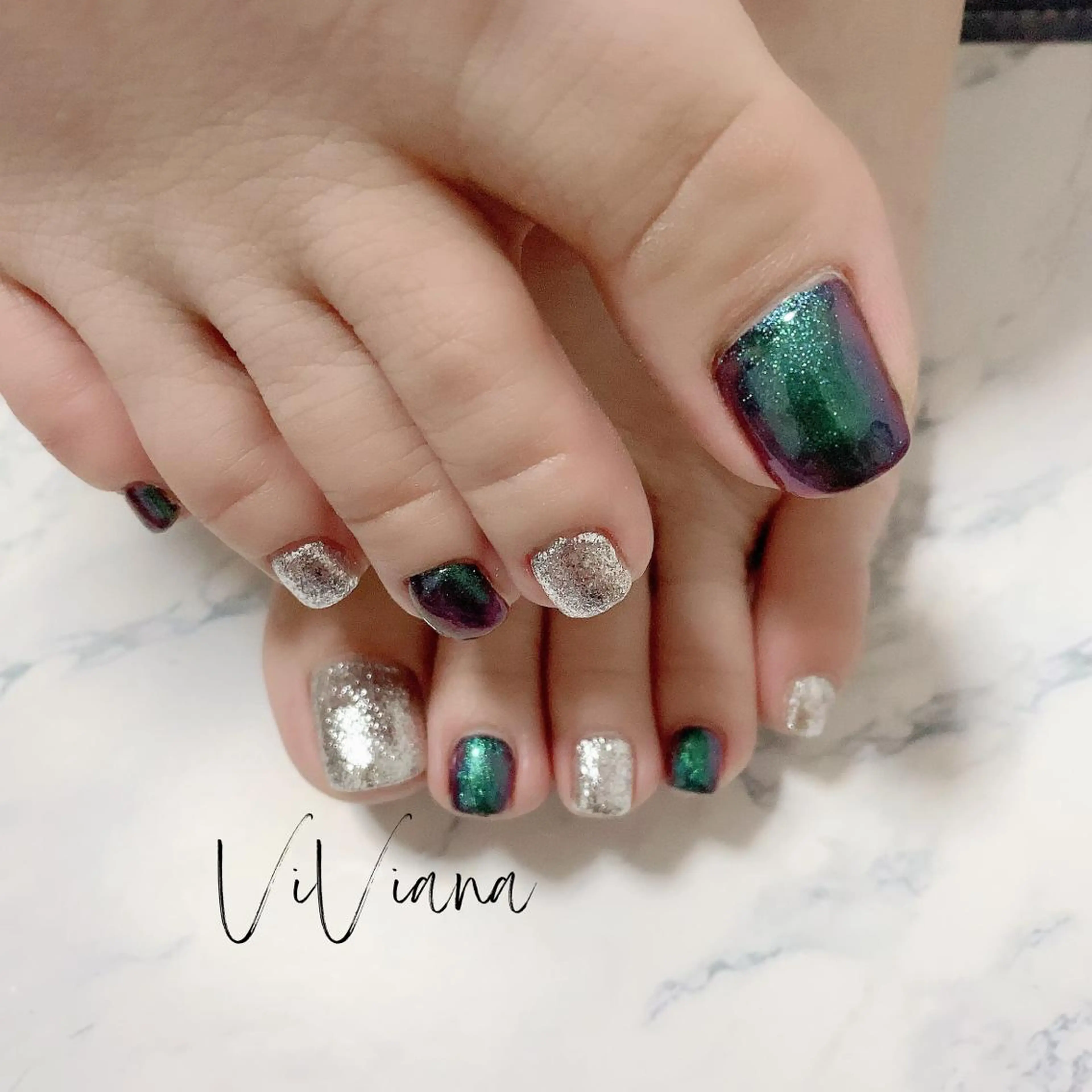 ネイル フットネイル ViViana ｳﾞｨｳﾞｨｱﾅのネイルデザイン