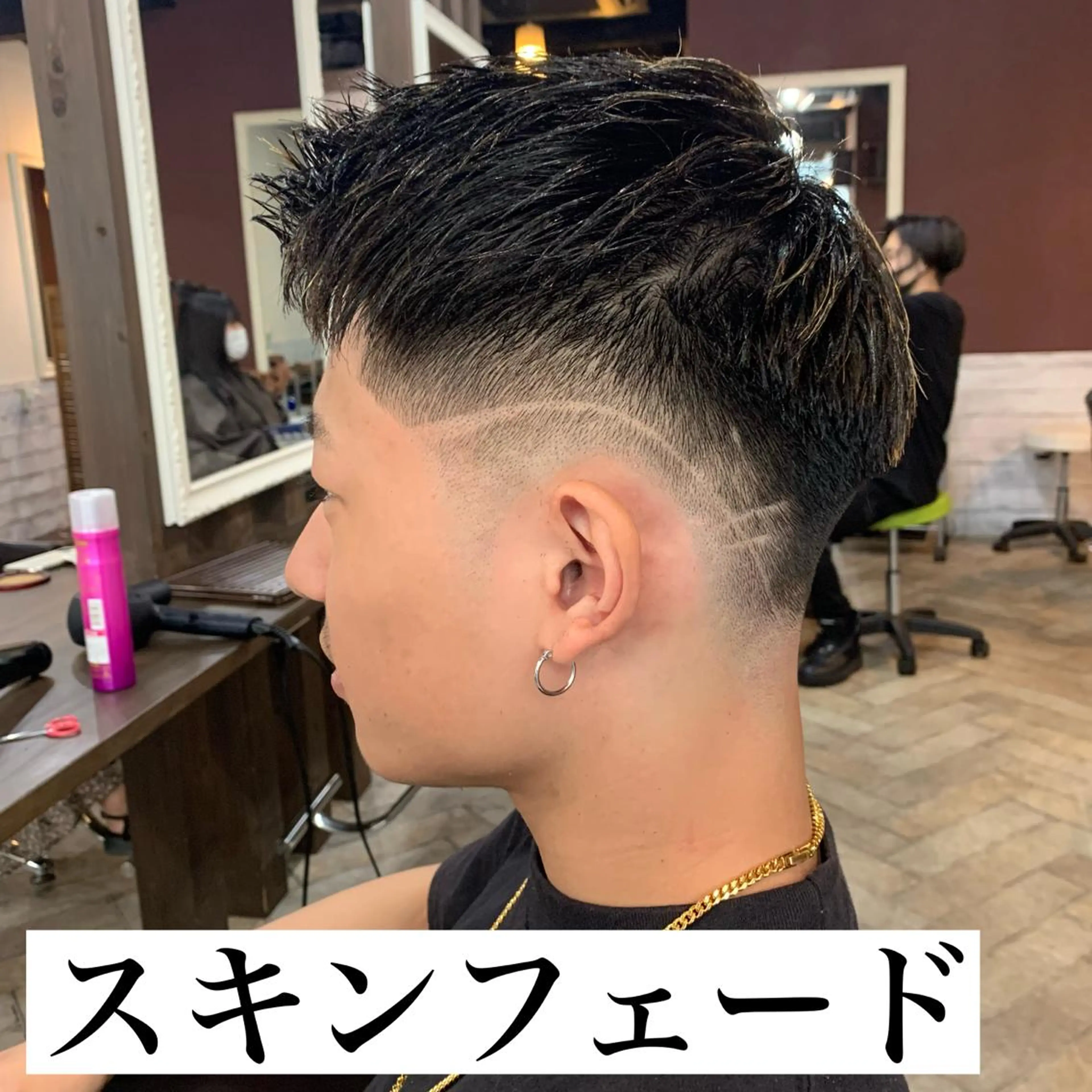 ショート メンズ フェードカット スキンフェード カット メンズサロン ANSWERのヘアスタイル