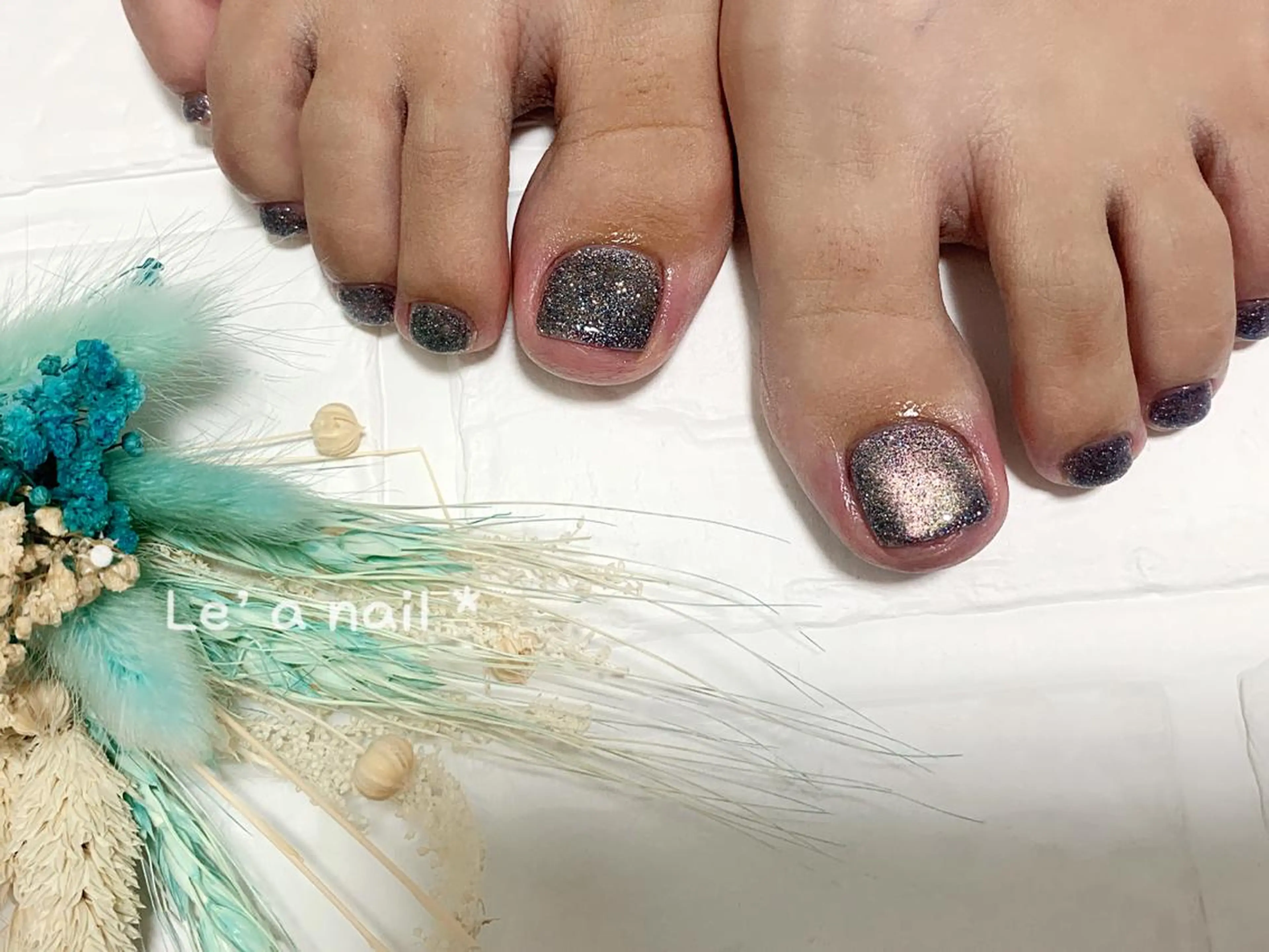 ショート カラー ネイル Le’a NailSalonのネイルデザイン