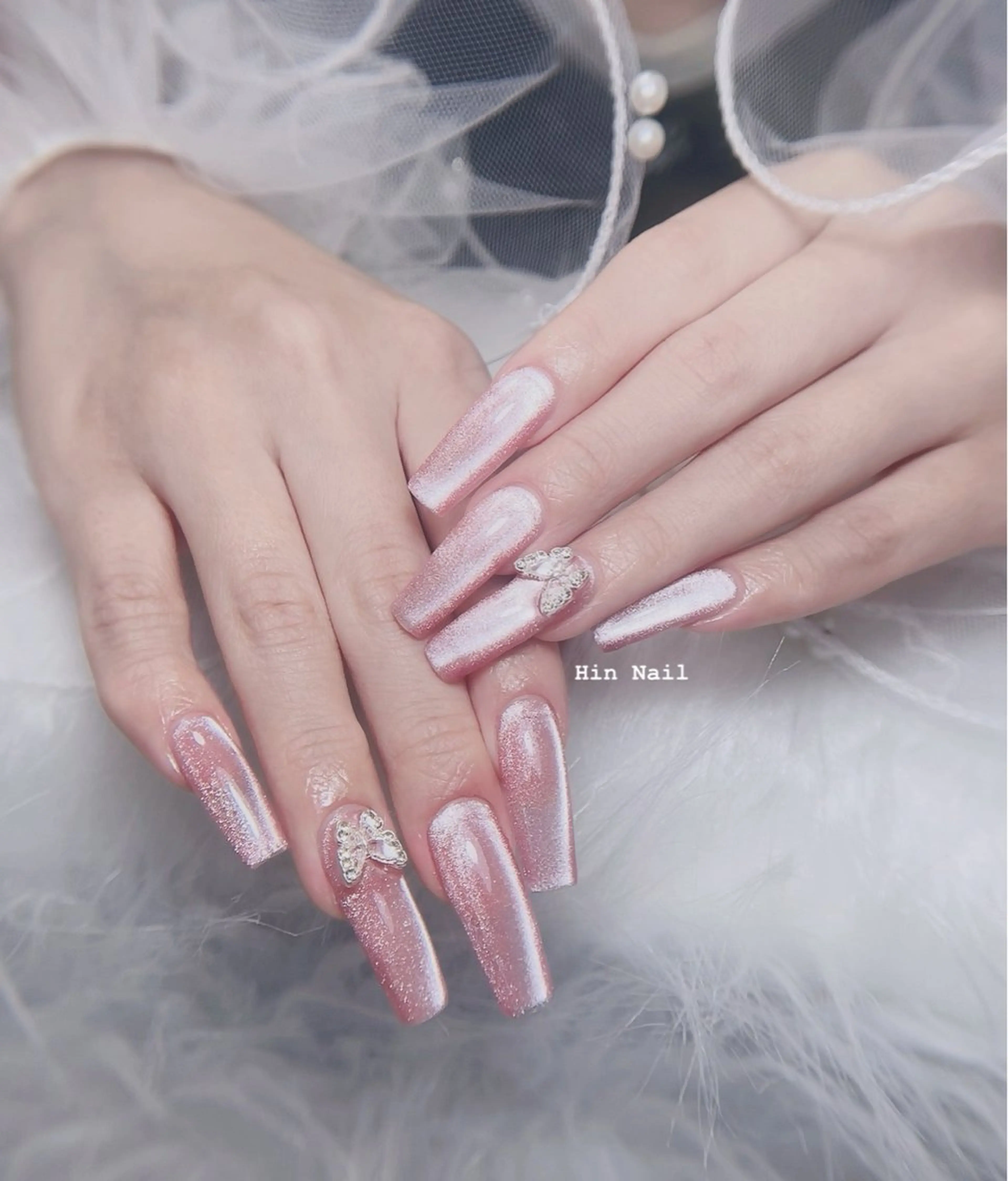ネイル ハンドネイル Hin Nailsのネイルデザイン
