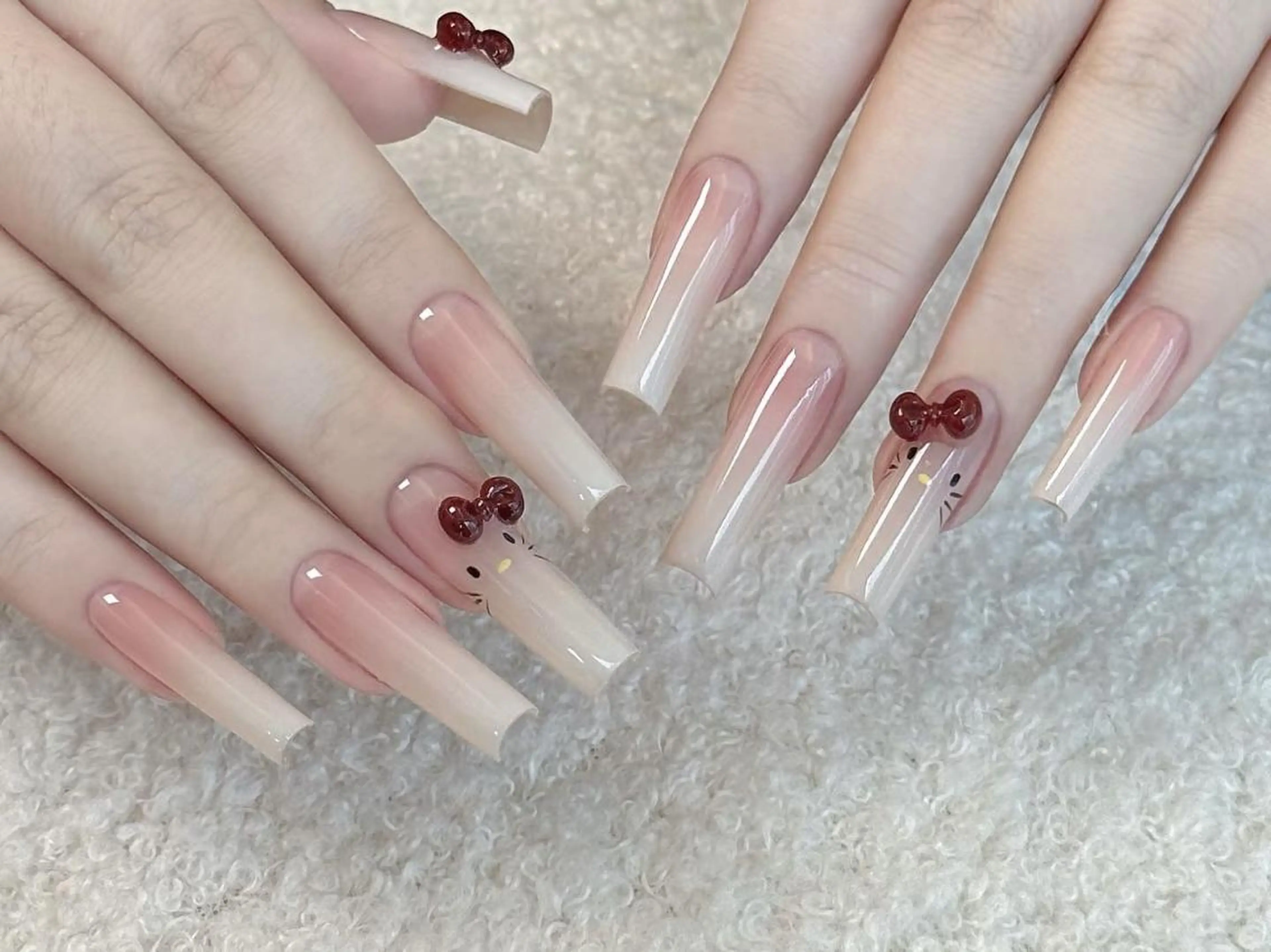 ネイル ガーリー グラデーション ロングネイル シンプルネイル 春ネイル ハンドネイル Feinn Ink💕のネイルデザイン