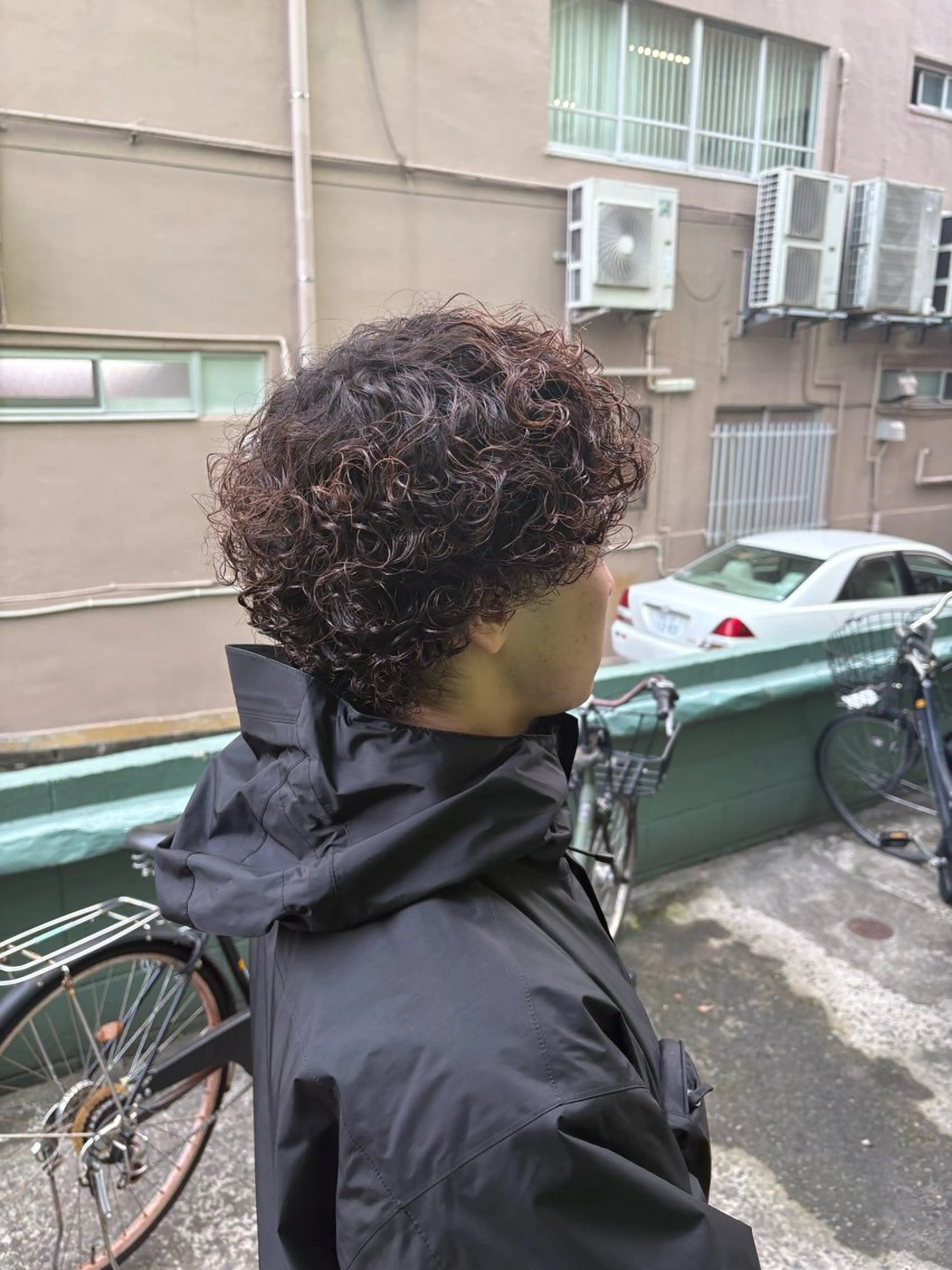 ミディアム ミディアムパーマ 滝本 承太朗のヘアスタイル