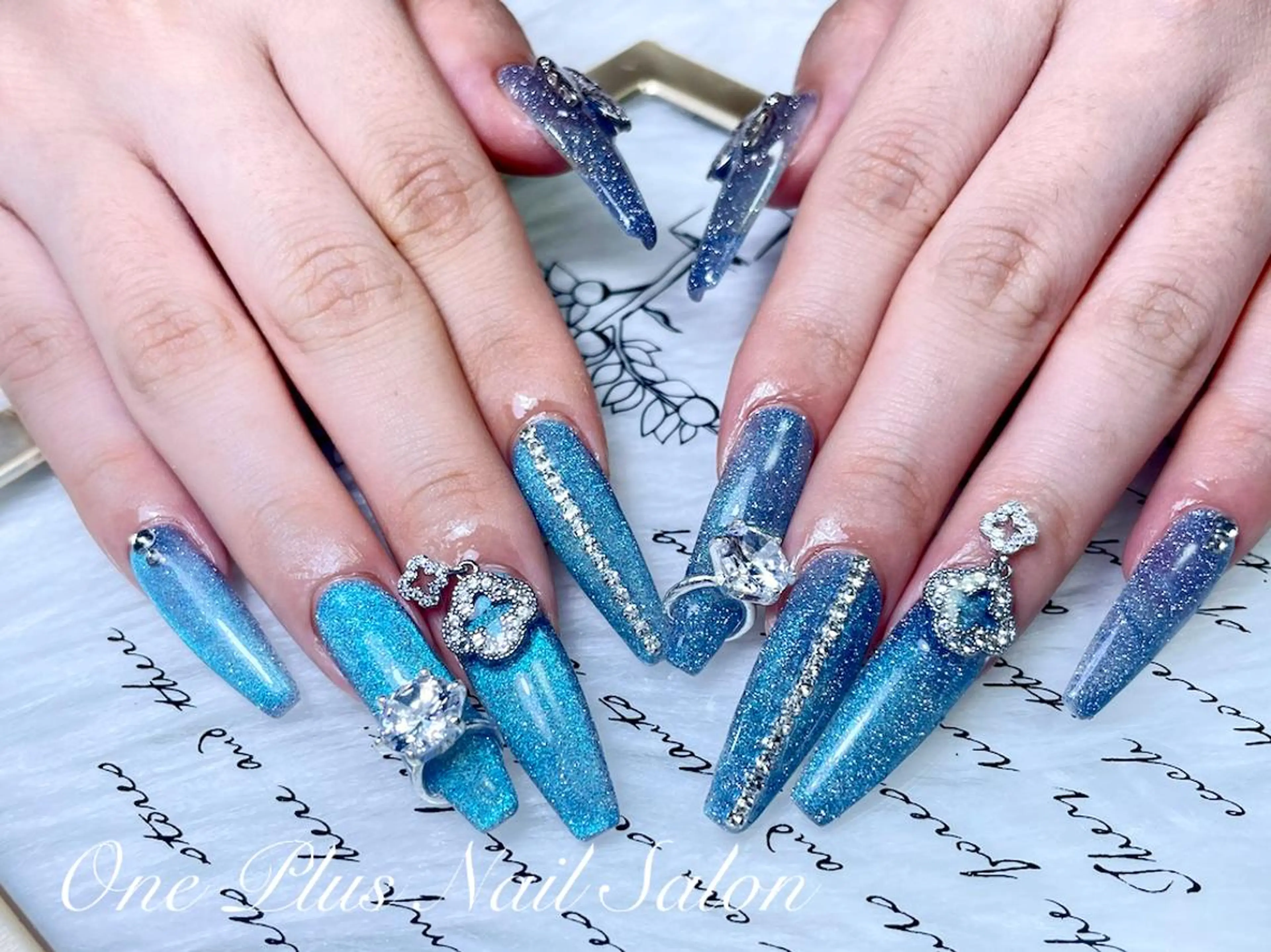 ネイル One Plus Nail Salonのネイルデザイン