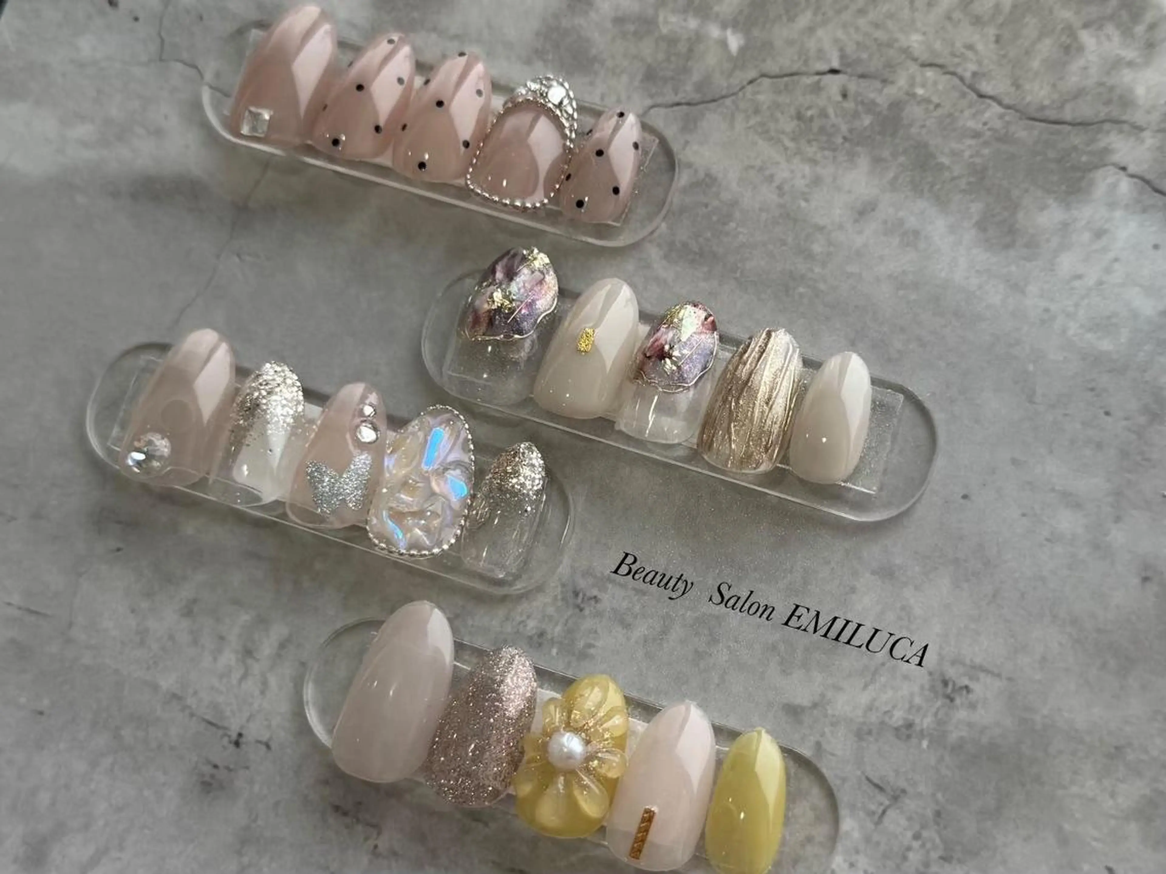 ネイル アートネイル ハンドネイル ビューティーサロン EMILUCAのネイルデザイン