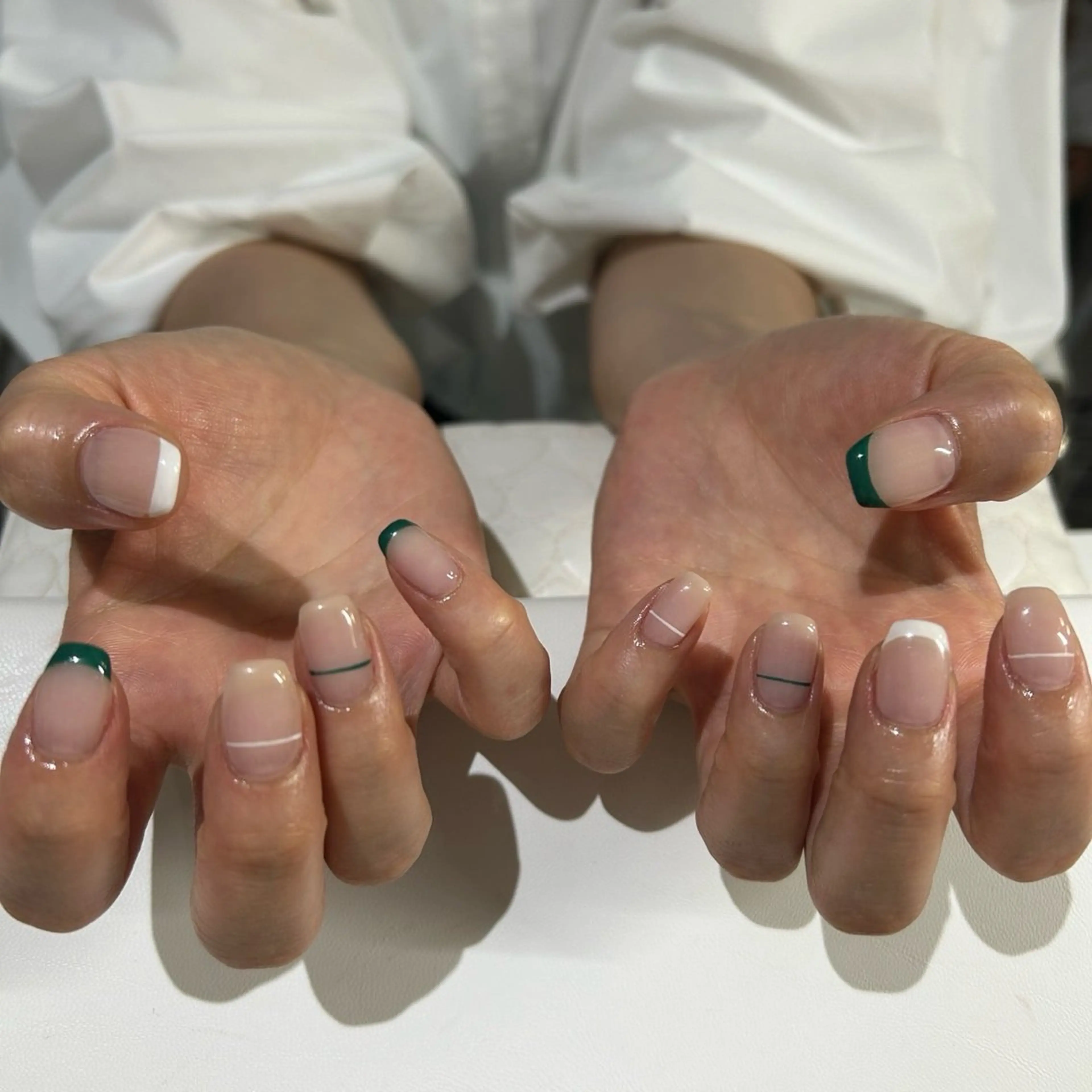 ネイル 持ち込み ハンドネイル io. NAILのネイルデザイン