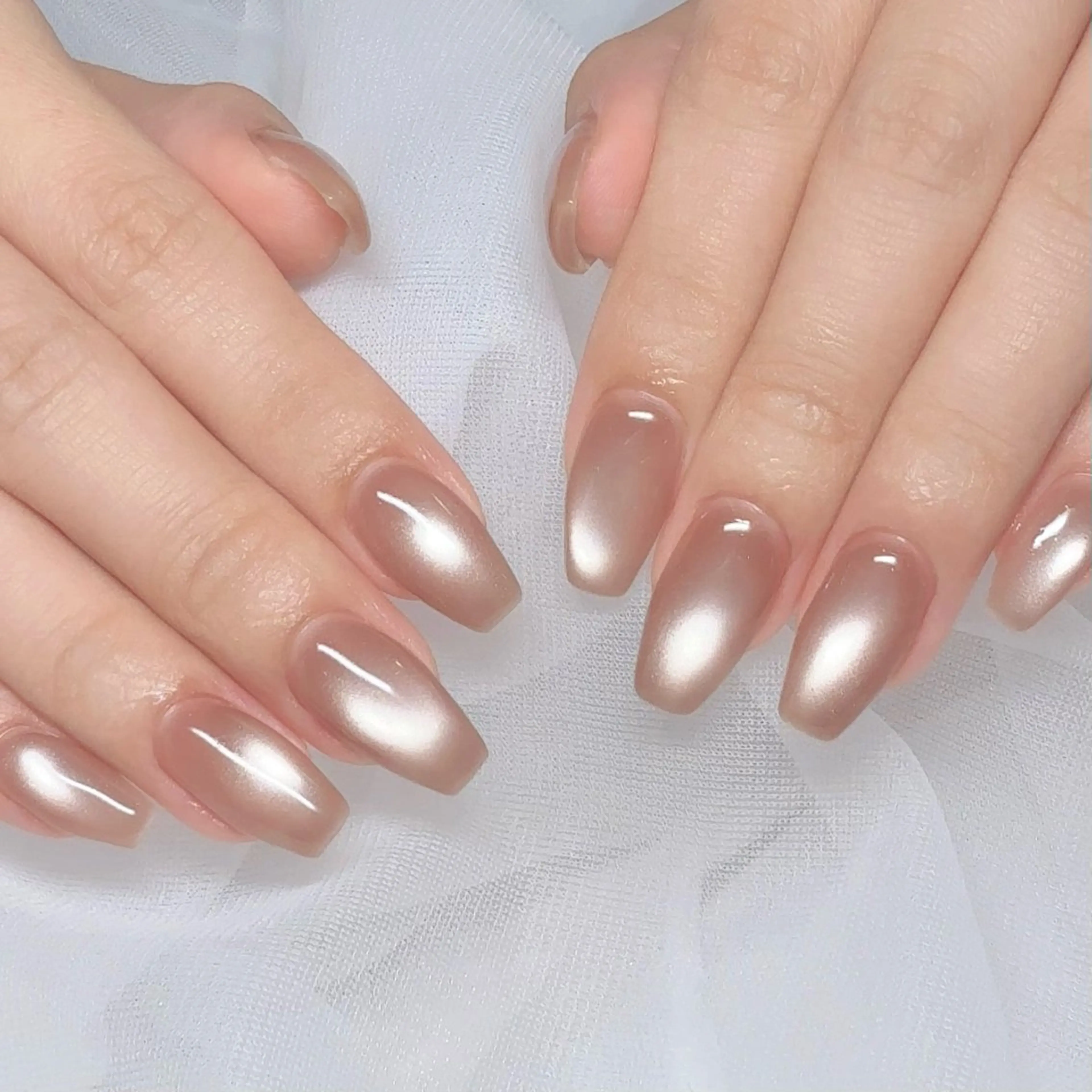 ネイル ジェルネイル キラキラネイル 韓国ネイル マグネットネイル ニュアンスネイル ハンドネイル SAORI🎀 マグネット特化サロンのネイルデザイン