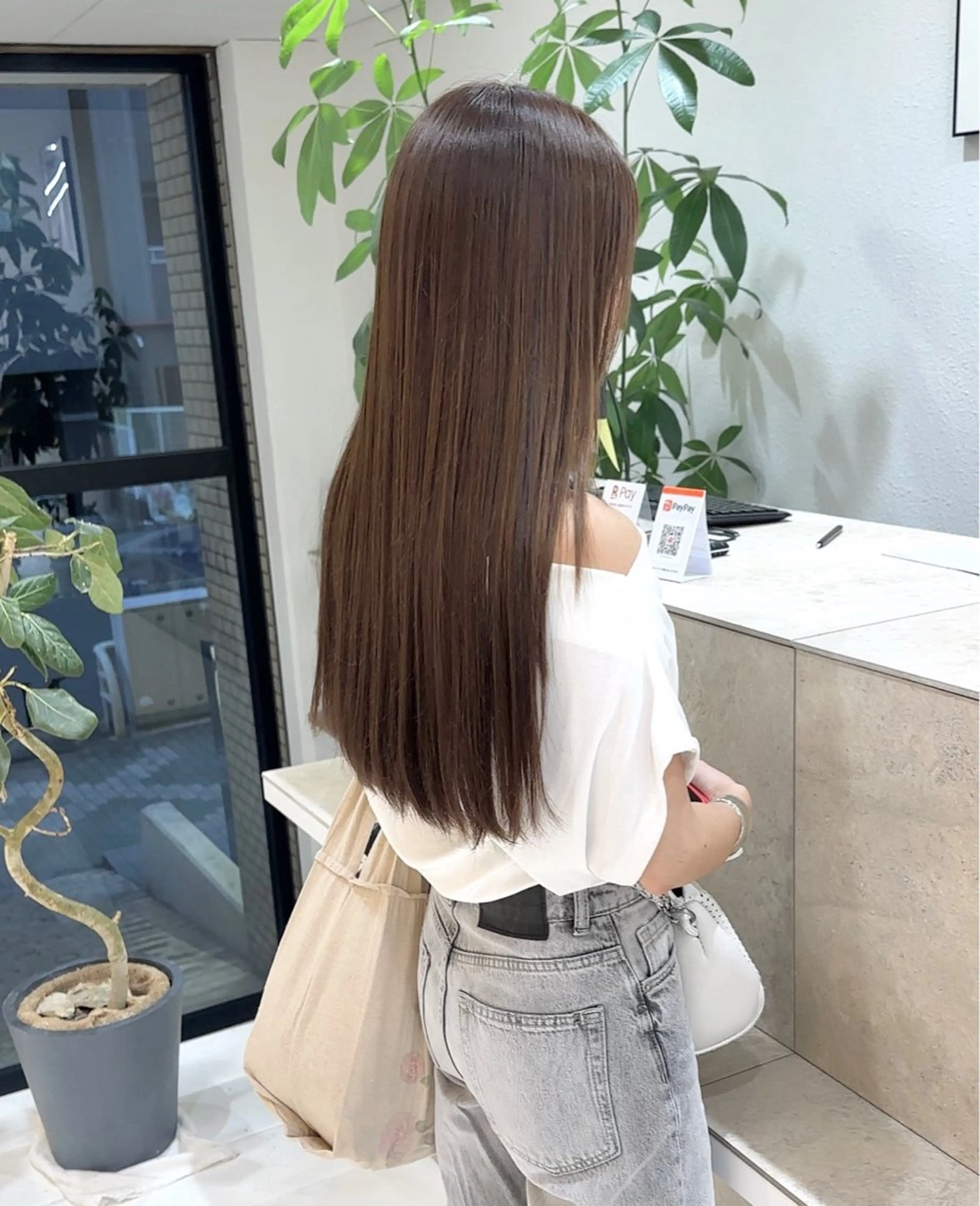 ロング カラー etore 矢場町 南沙希のヘアスタイル