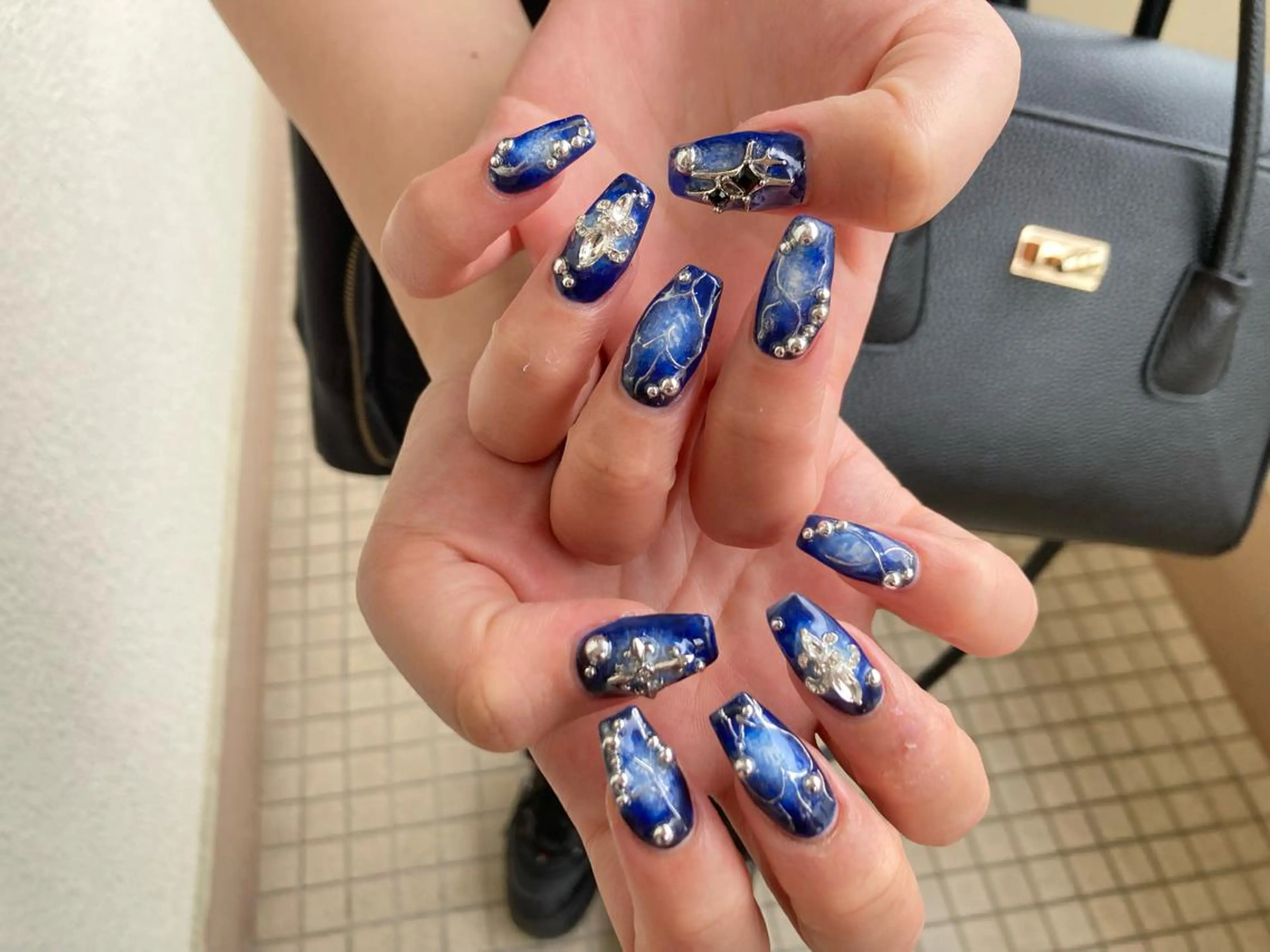 セミロング ネイル ハンドネイル ✴︎ Delightのネイルデザイン