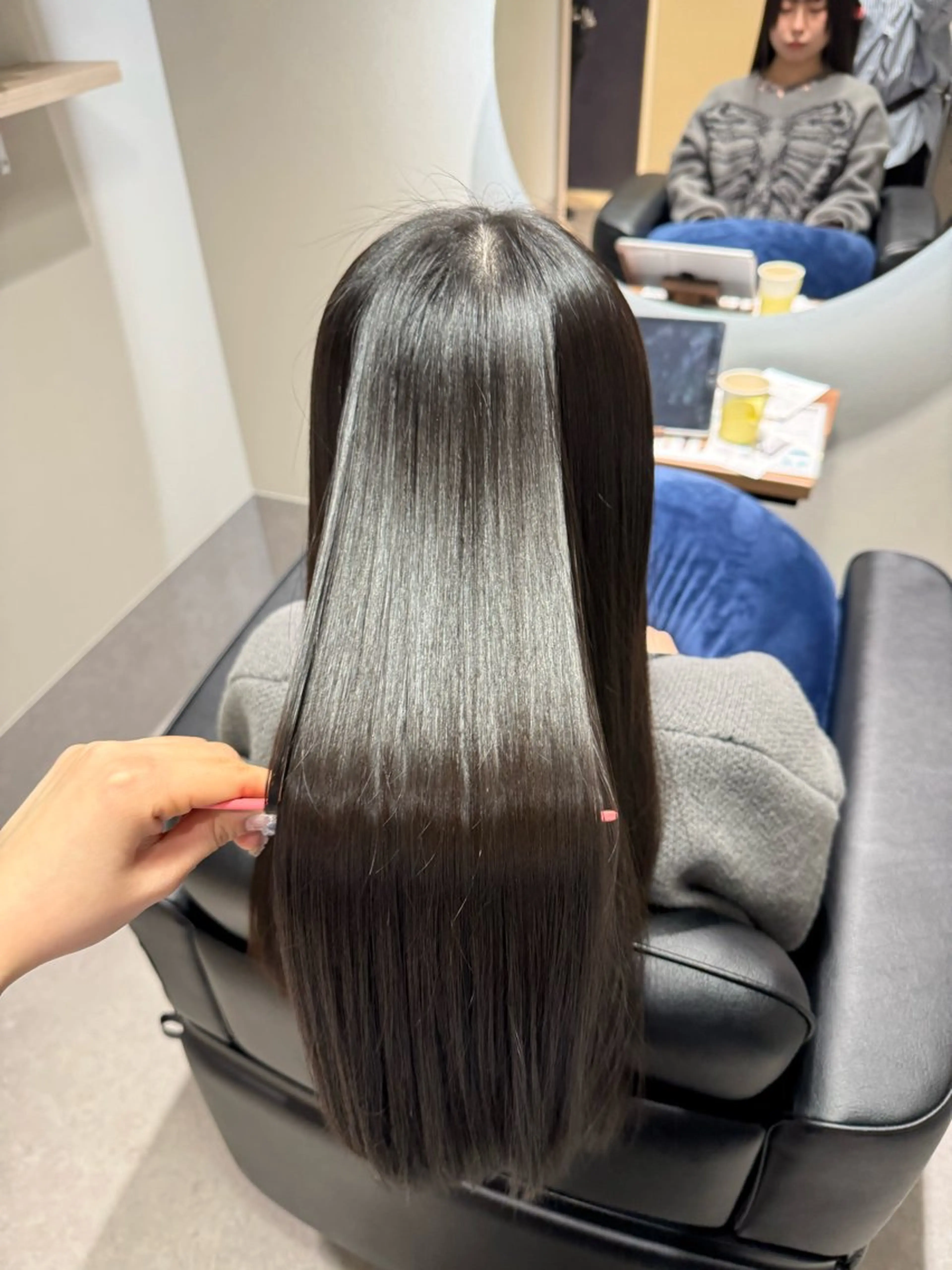 ロング カット 縮毛矯正 トリートメント NAVY 橋本心 縮毛矯正のヘアスタイル