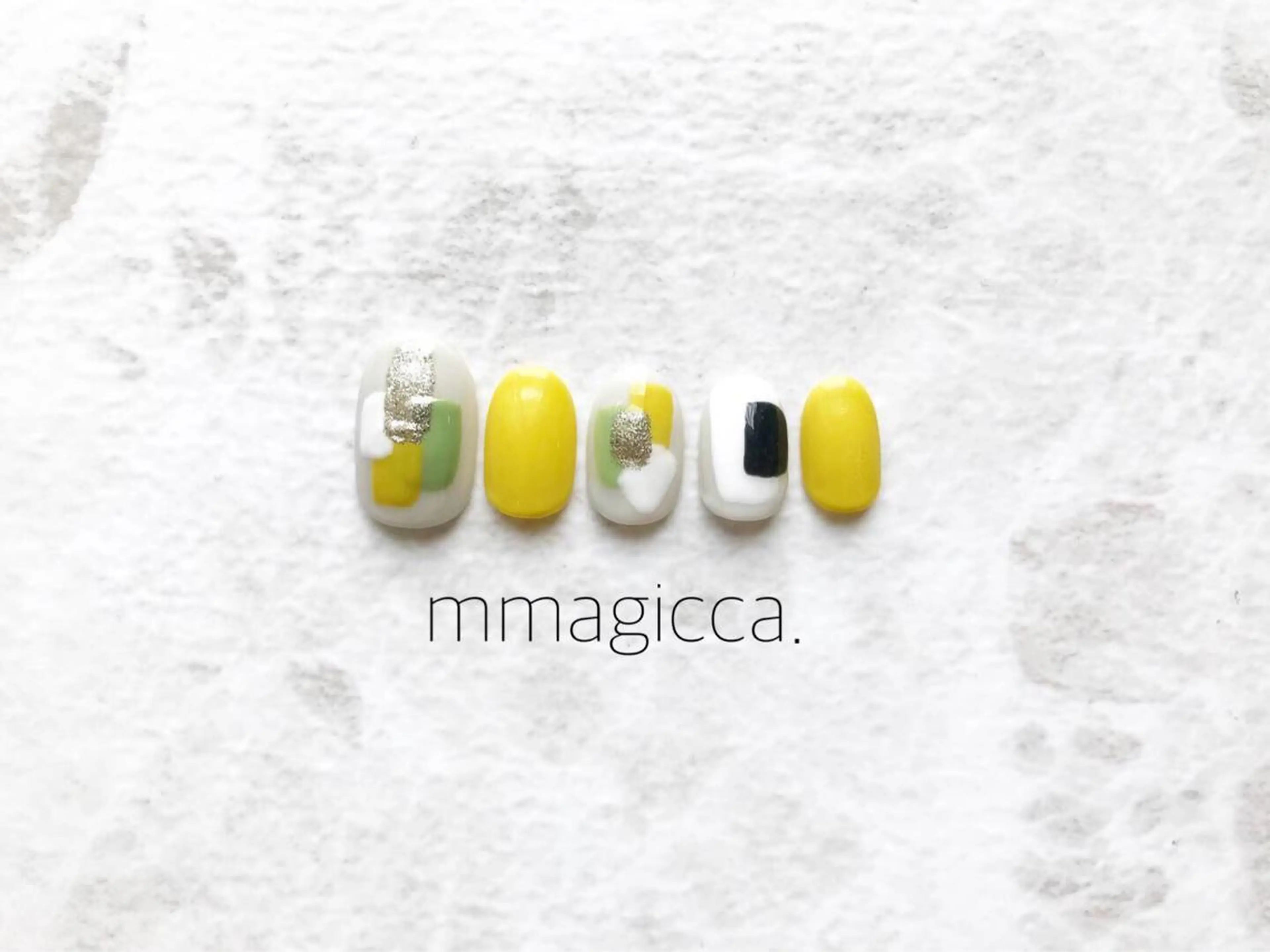 ネイル ジェルネイル mmagicca. 【 まじか. 】のネイルデザイン