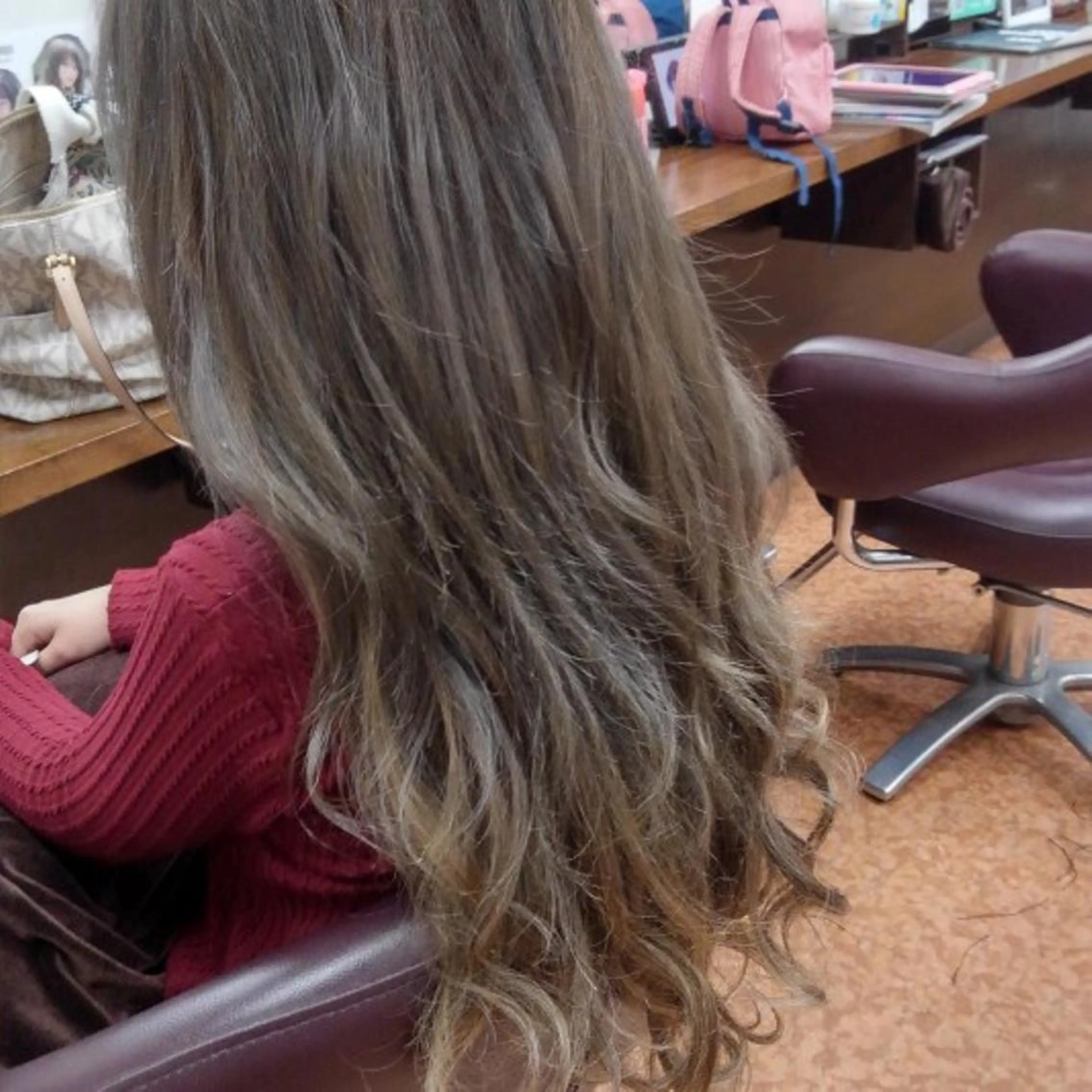 カラー セミロング ライブトレア YOSHIKIのヘアスタイル