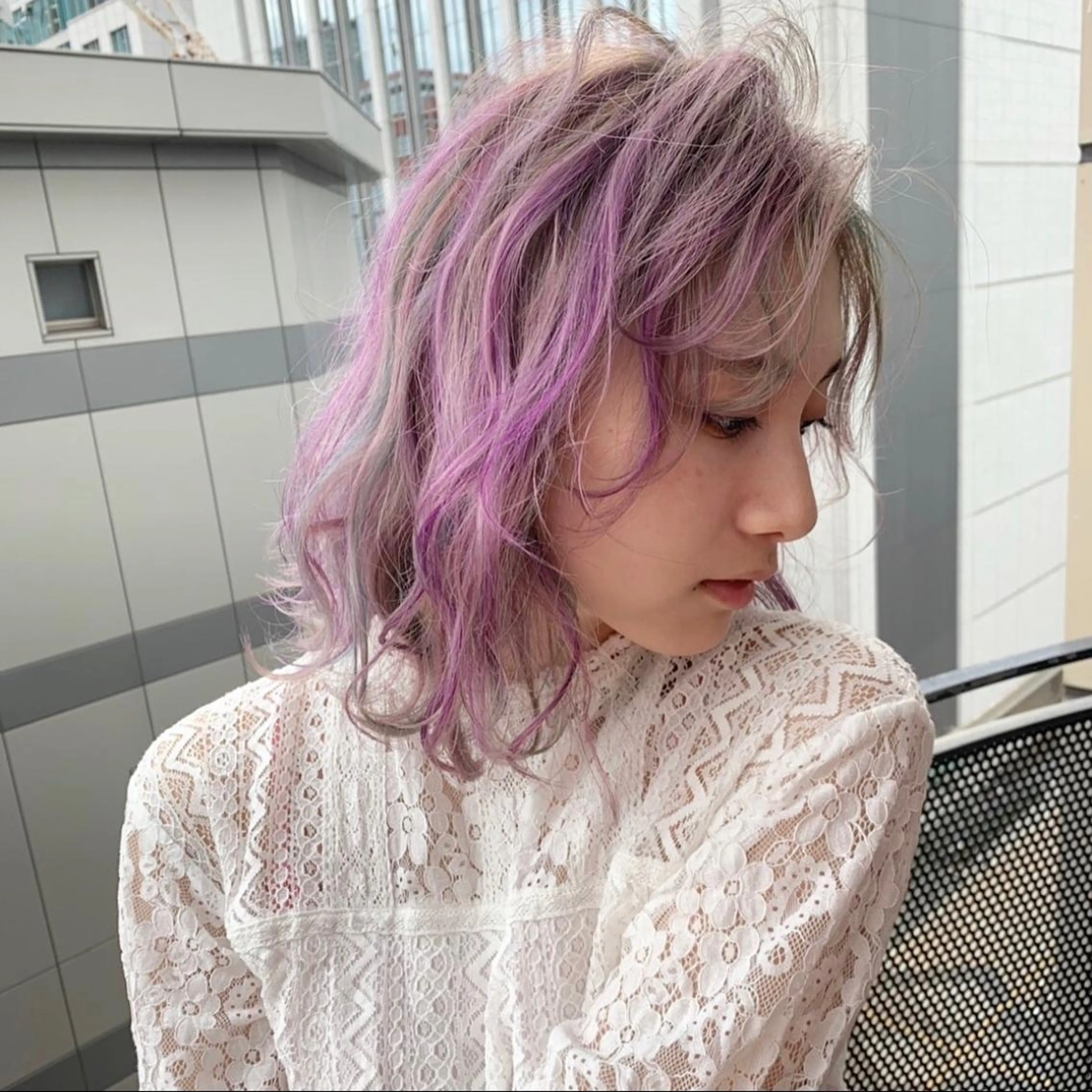 ミディアム カラー ユニコーンカラー カット ヘアカラー トリートメント YUSUKE レイヤーカットカラーのヘアスタイル