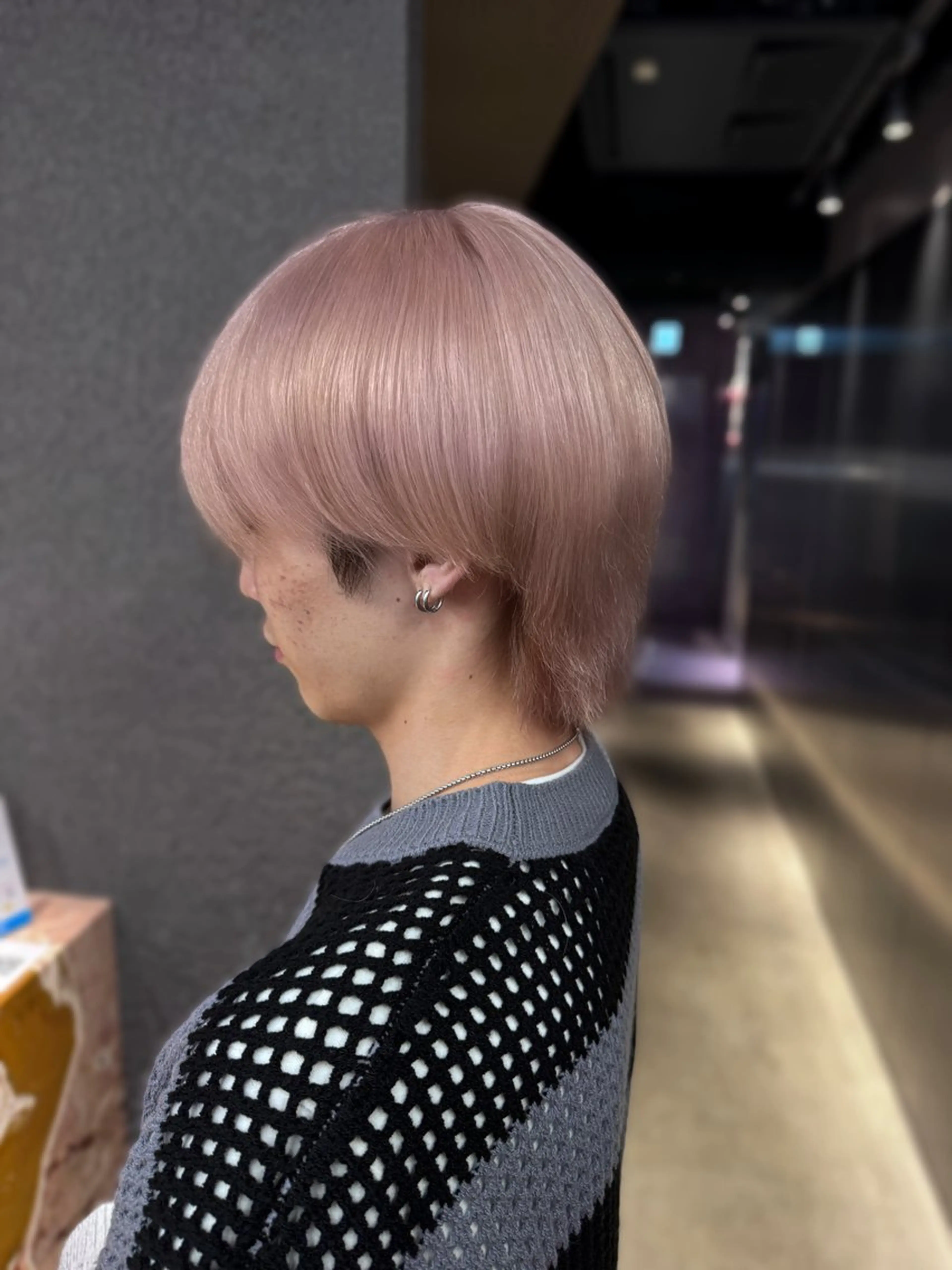 カラー メンズ ピンクカラー ヘアカラー トリートメント 紬/enne/ブリー チ/ハイトーンのヘアスタイル