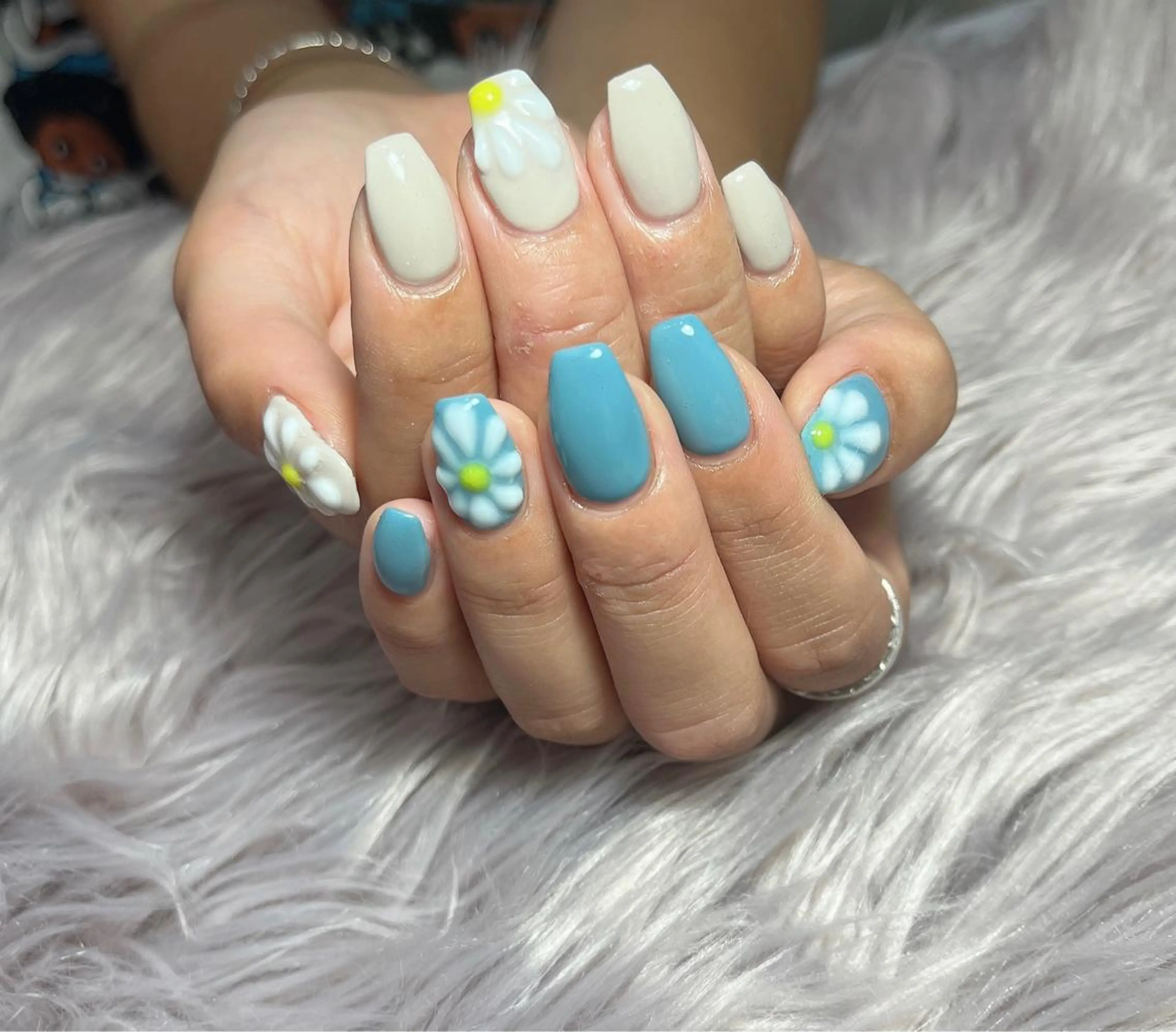 ネイル R yukiのネイルデザイン