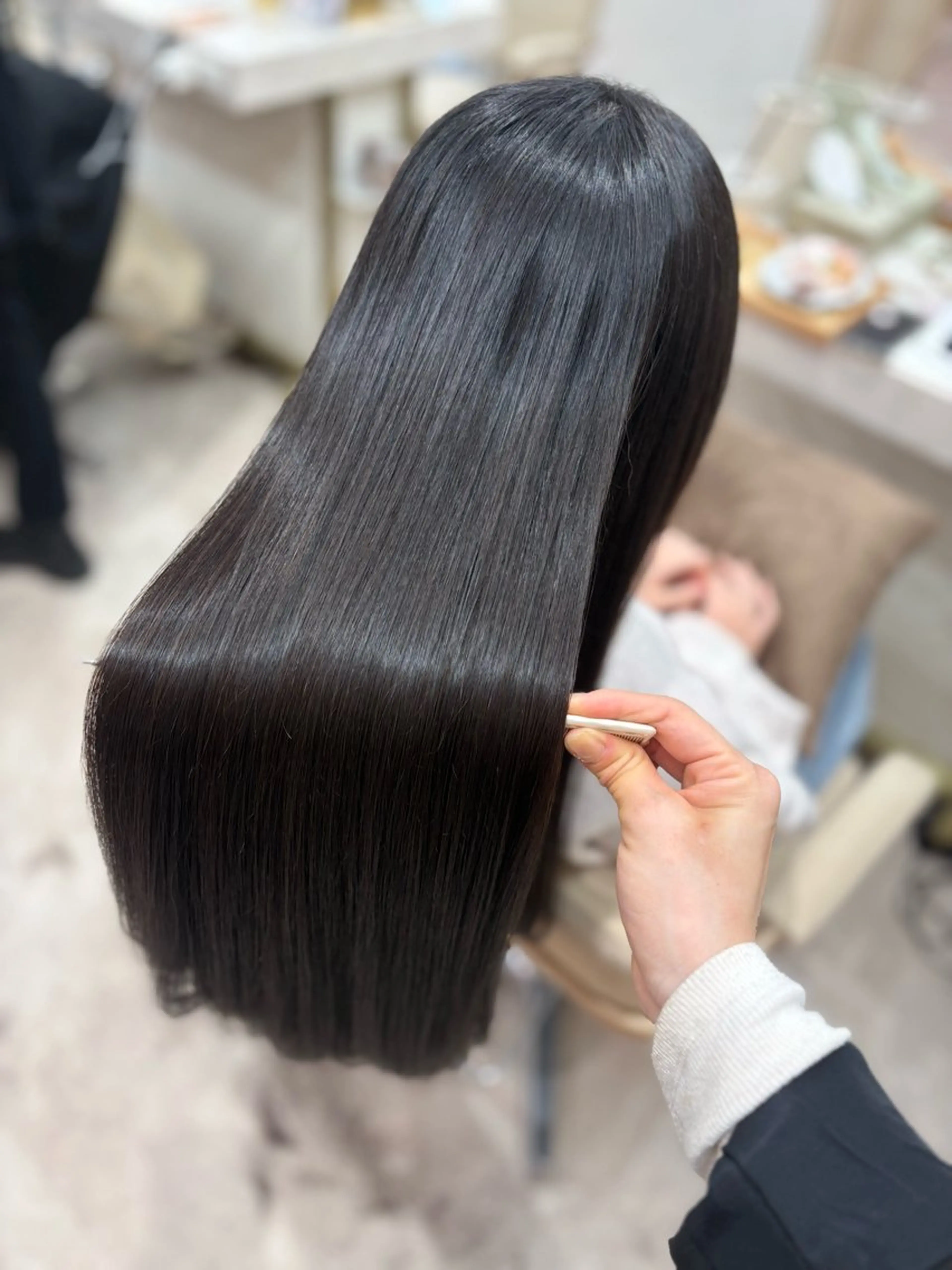 ロング 縮毛矯正 トリートメント 🫧美髪矯正特化🫧 小林杏夏のヘアスタイル
