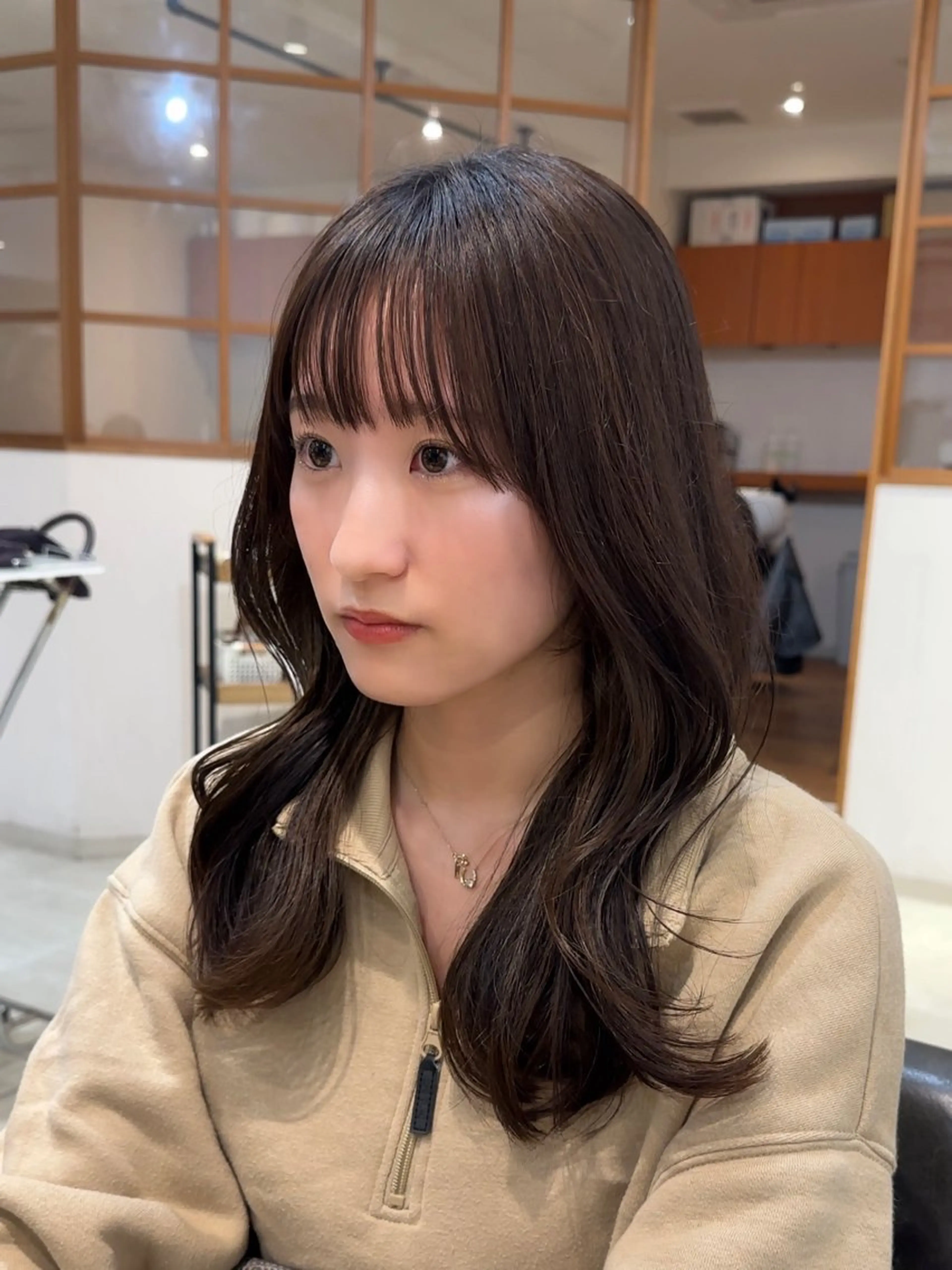 セミロング くびれヘア ヨシンモリ 小顔カット レイヤー/顔まわり /亀戸錦糸町/なつきのヘアスタイル