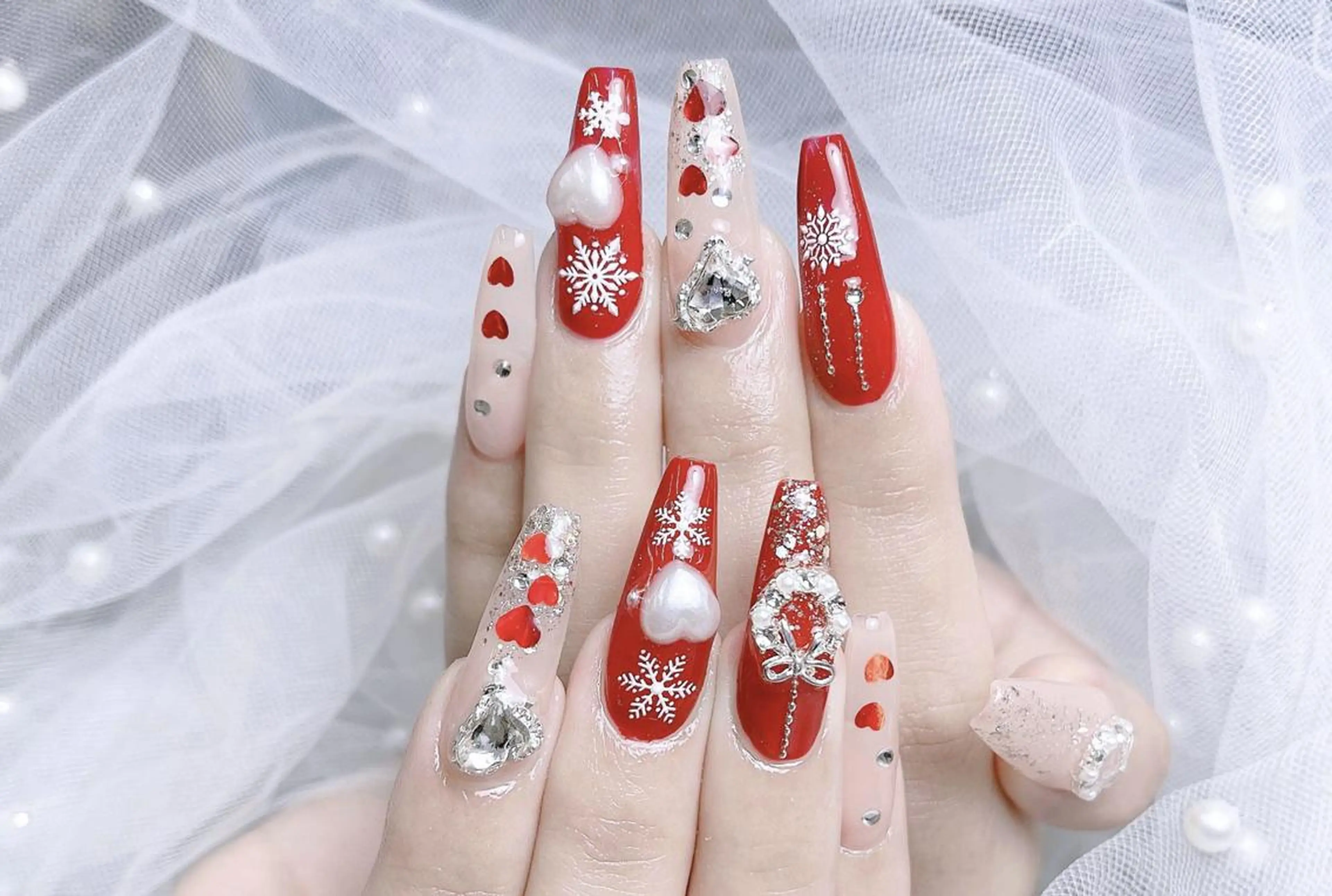 ネイル queens nailsalonのネイルデザイン