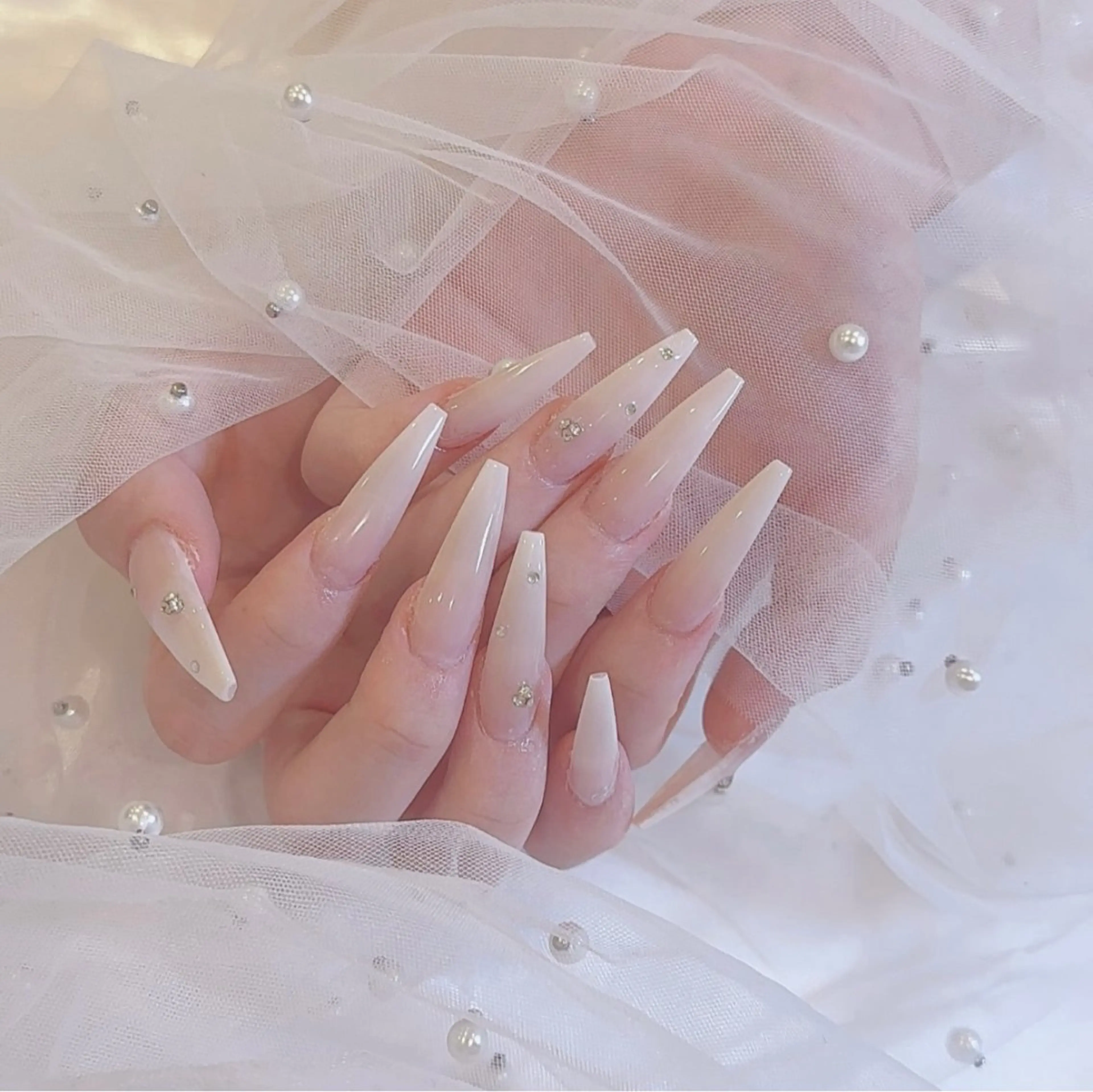 ネイル ハンドネイル ドリスネイルサロン所属・Doris Nail Salonのネイルデザイン