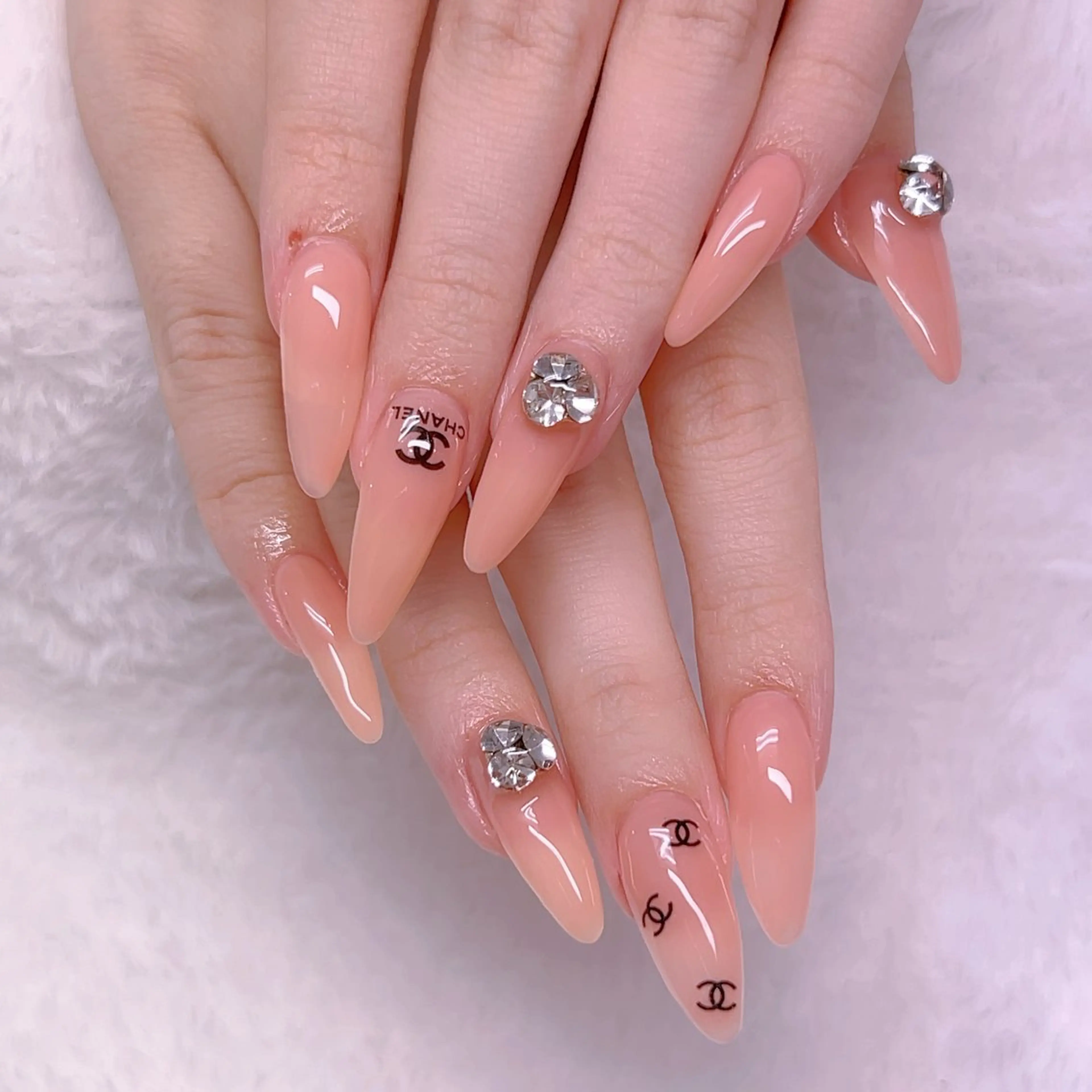 ネイル ハンドネイル 【長さ出し】 IRIS NAILのネイルデザイン