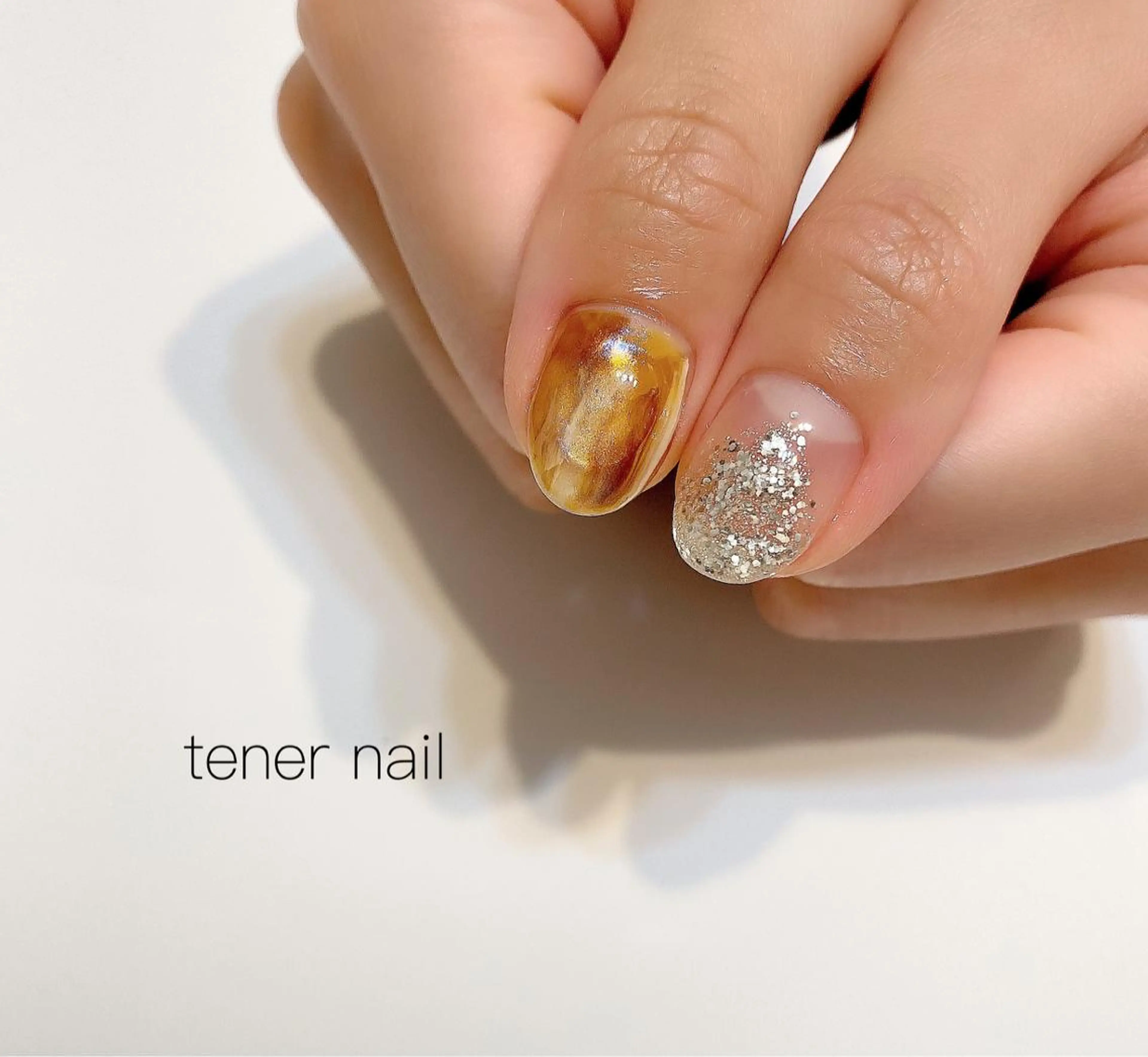 ネイル べっ甲ネイル ラメ(グリッター) テネルネイル tener nailのネイルデザイン