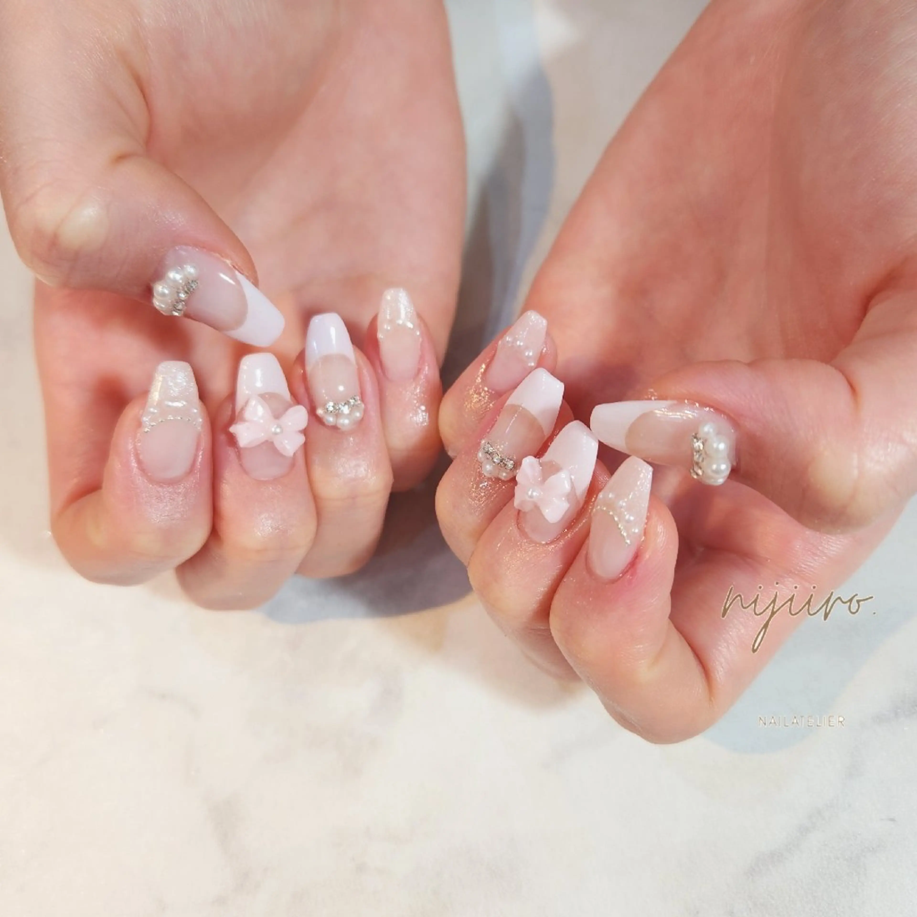 ネイル ハンドネイル nailatelier nijiiro.所属・nijiiro🌈 サトウのネイルデザイン