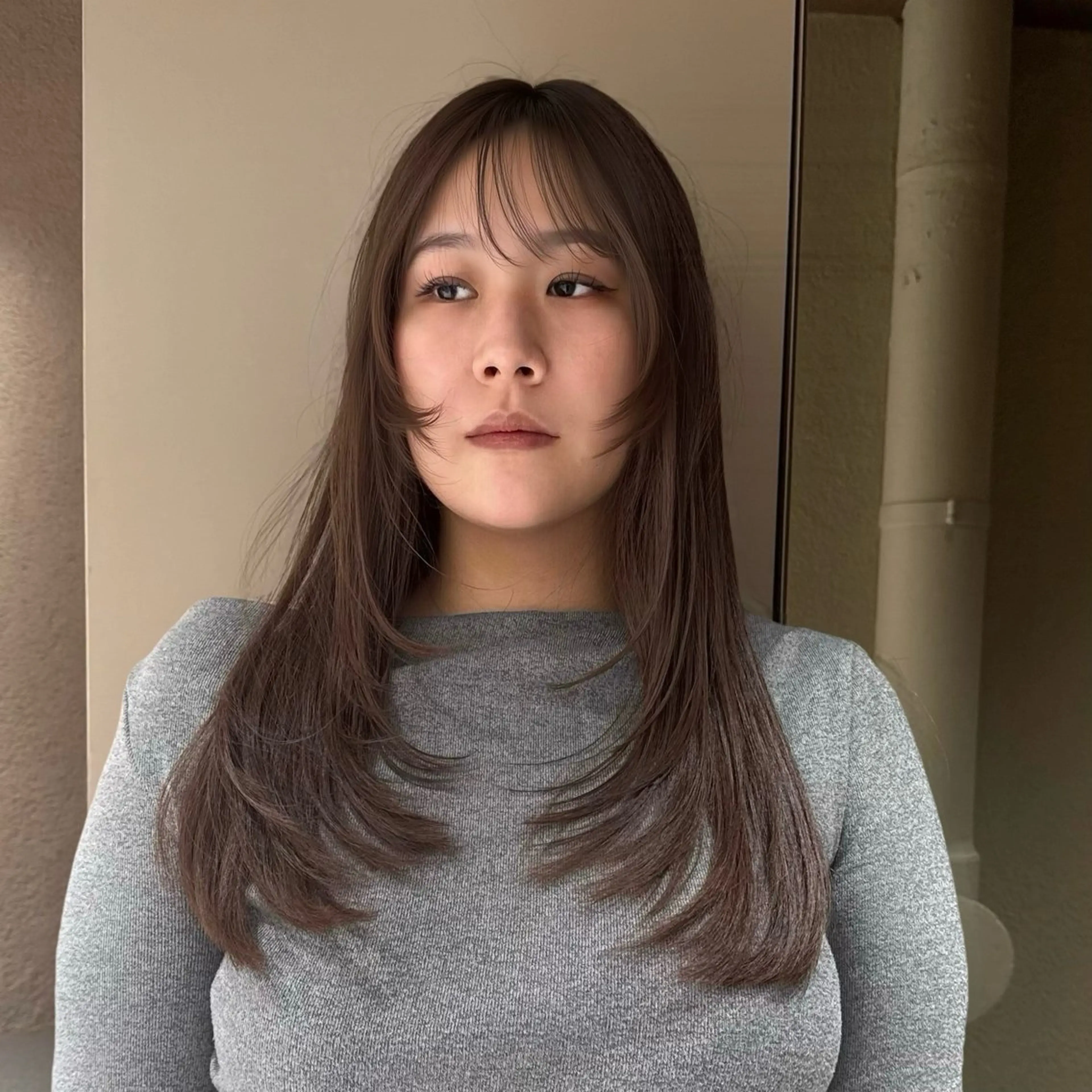 セミロング カラー カット ヘアカラー トリートメント Akari暖色カラー /レイヤーカットのヘアスタイル