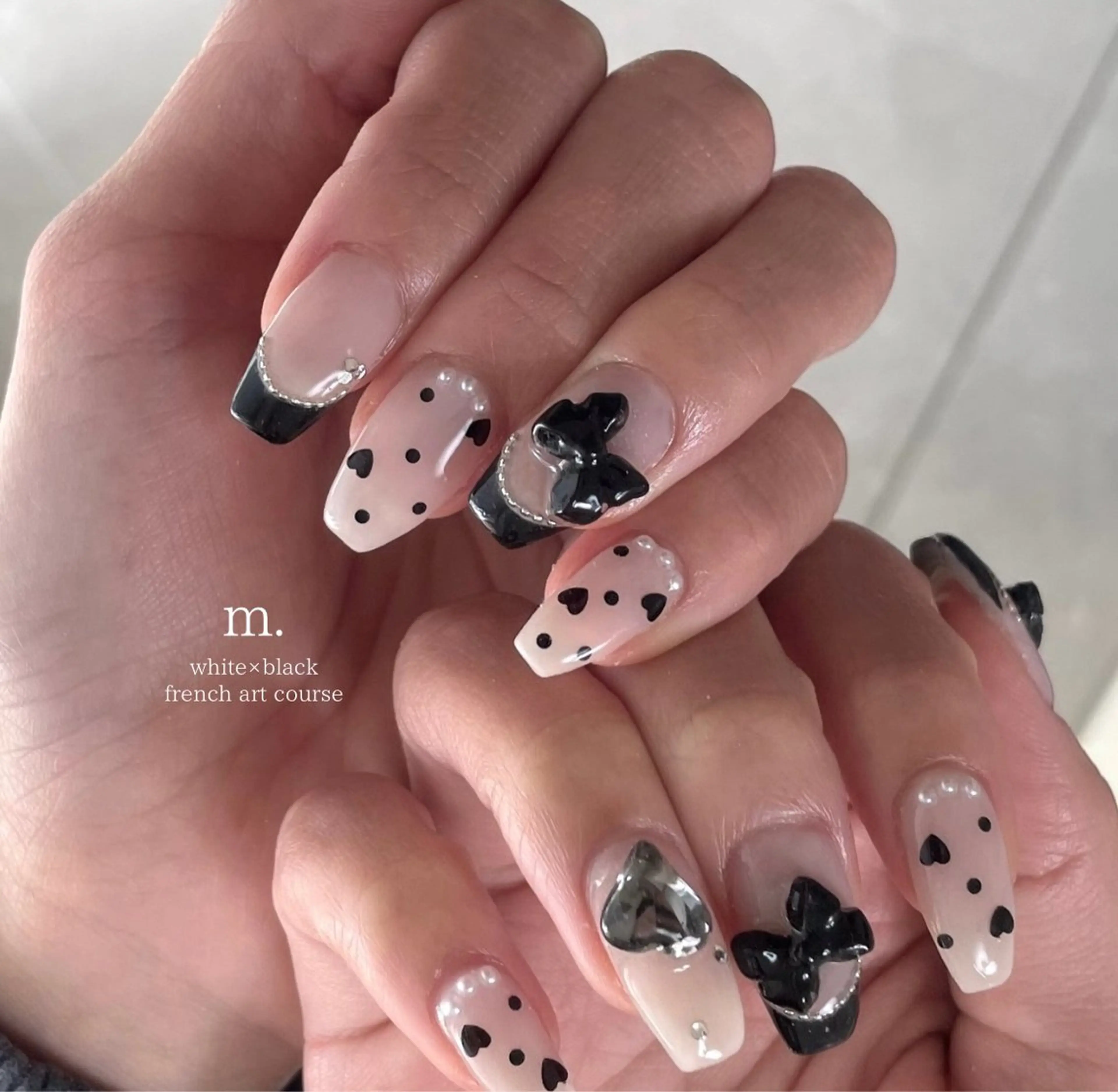 ネイル フレンチネイル ハート 韓国ネイル リボン ホワイト フットネイル m.nail salonのネイルデザイン