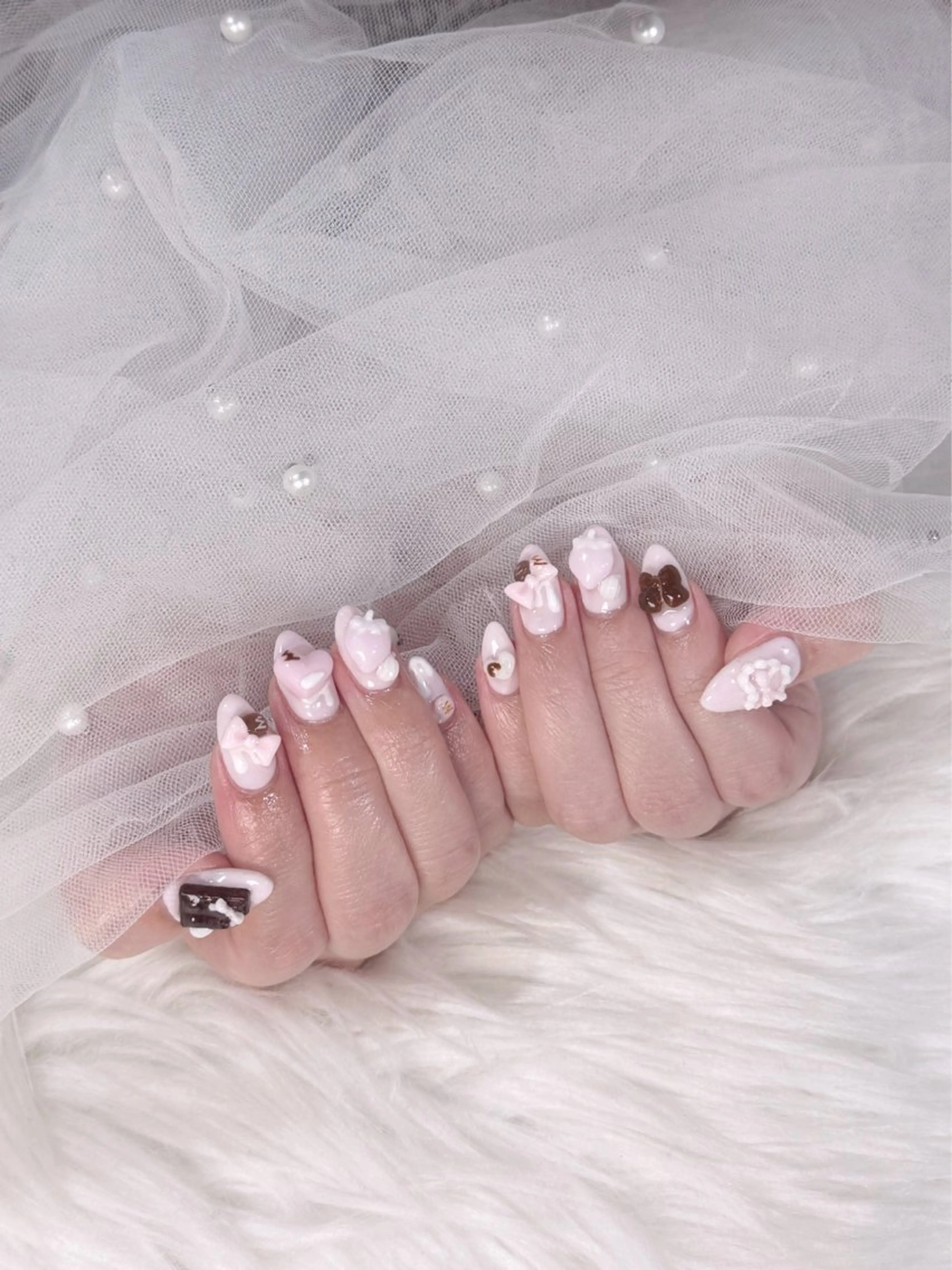 ネイル 𝑚𝑖𝑦🎀 パラジェル認定サロンのネイルデザイン